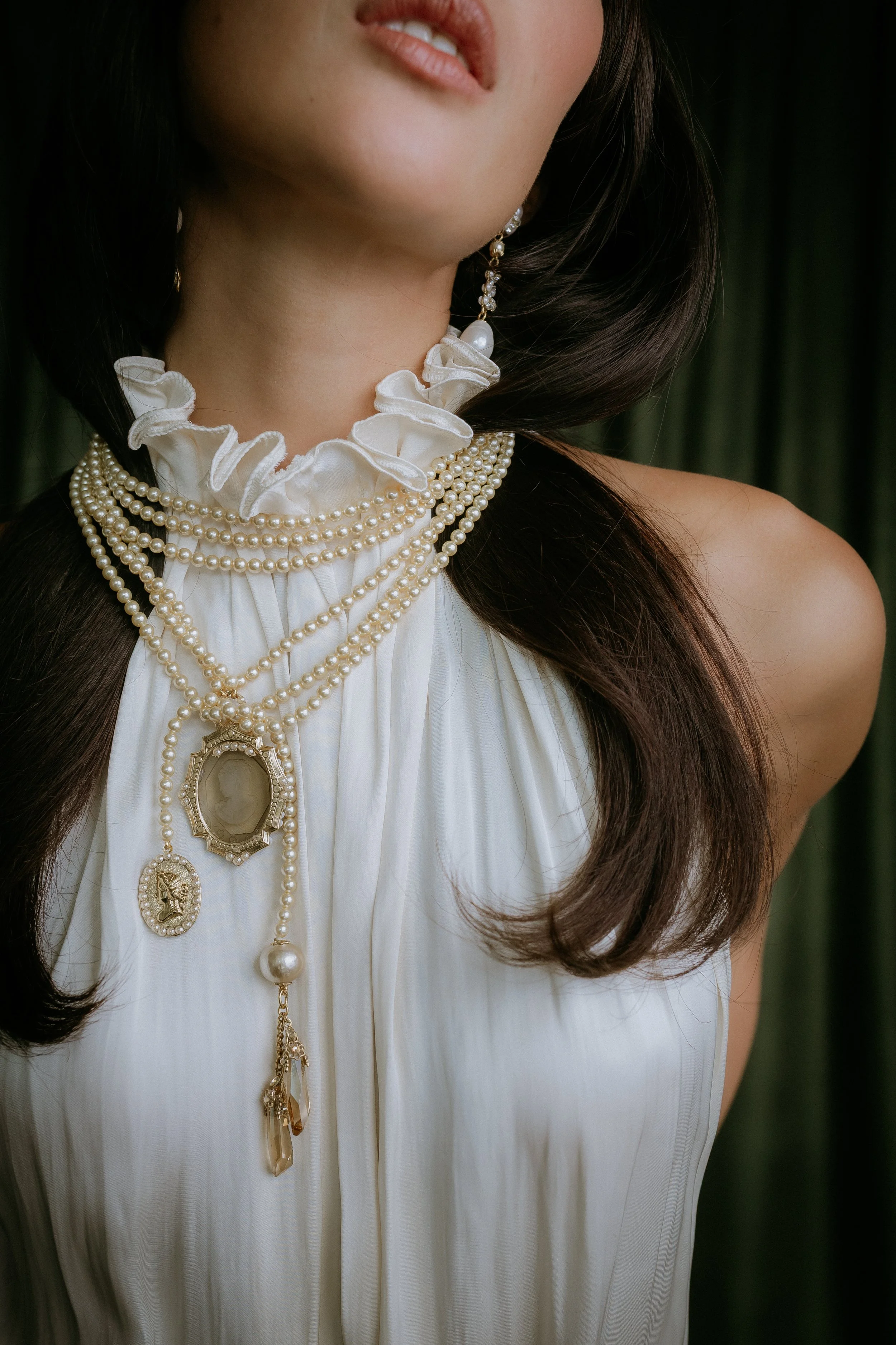NECKLACE 27-30-AG ÉVOLA   2.jpg