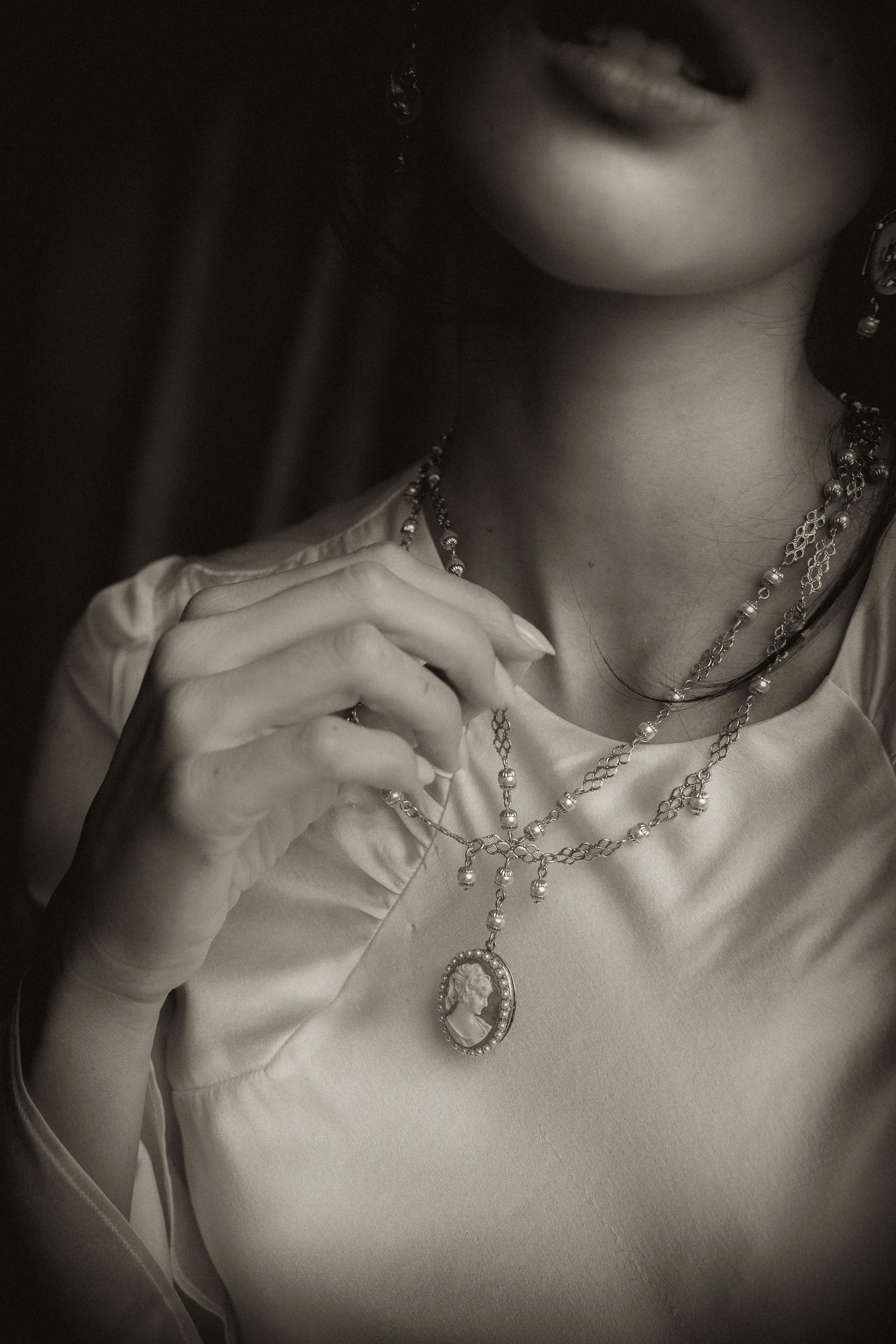 NECKLACE 27-27-AG  CAMEA   7.jpg