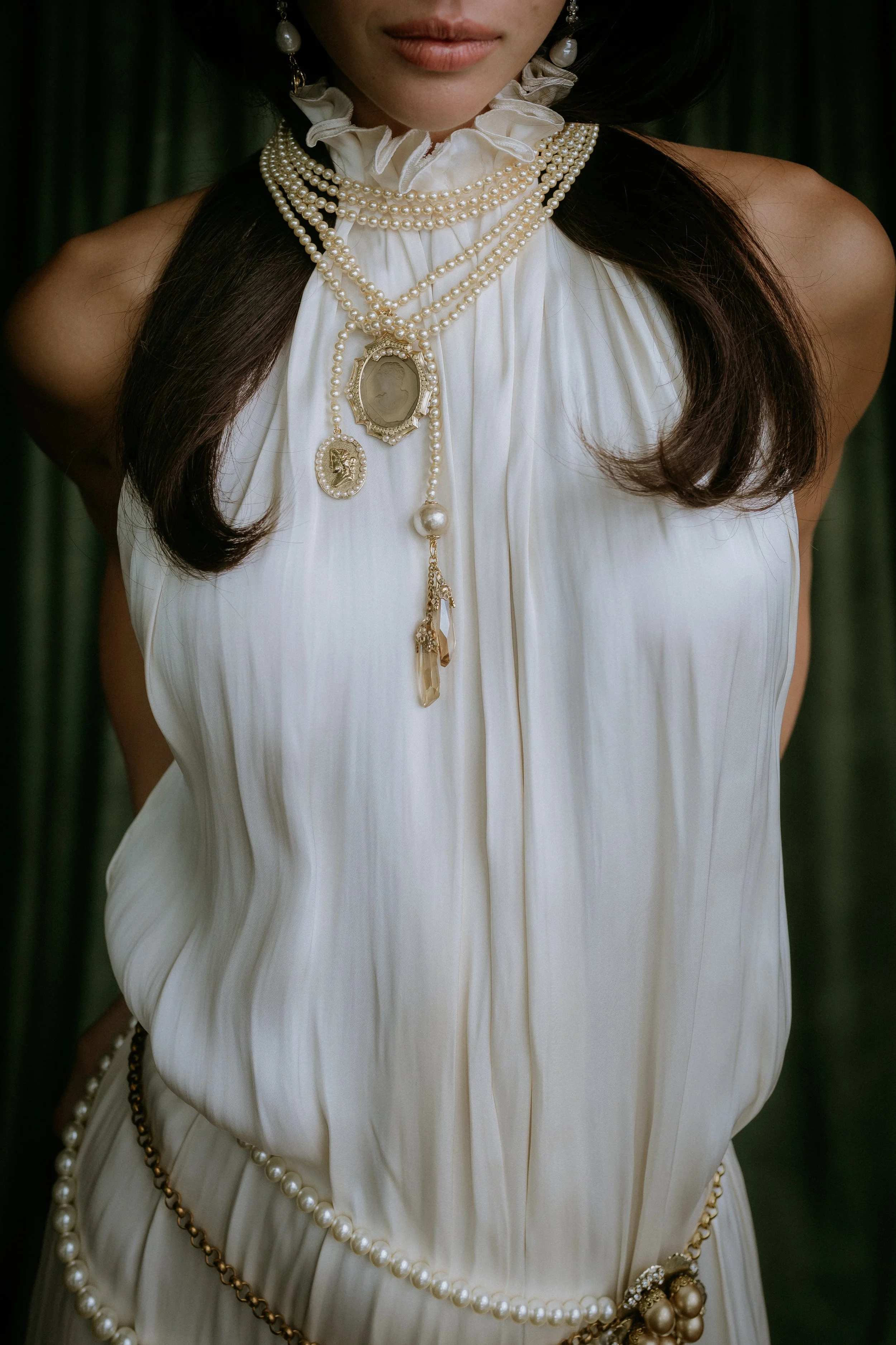 NECKLACE 27-30-AG ÉVOLA _ BELT 27-00-AG PERLADA    6.jpg  2.jpg