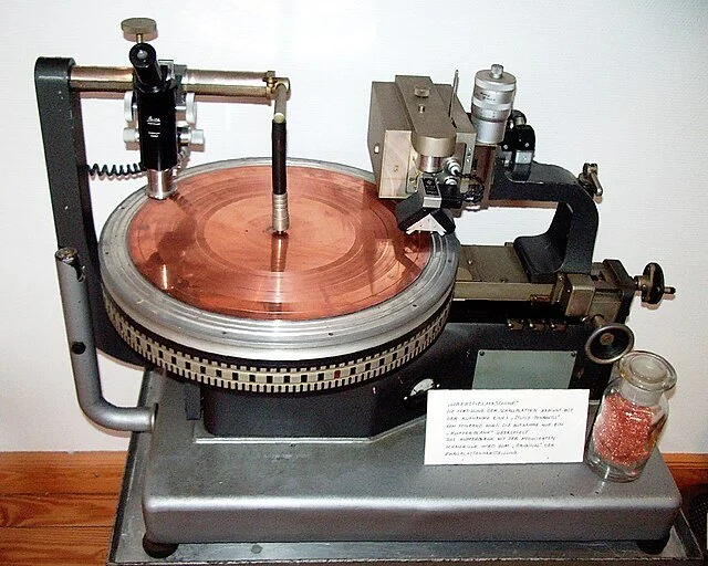 Neumann Telesope DMM machine for cutting vinyl master disc in reggae record production.