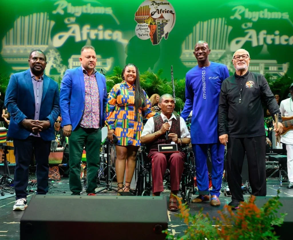 Group photograph of Ken Boothe receiving a Lifetime Achievement Award in Miramar, Florida, 2025