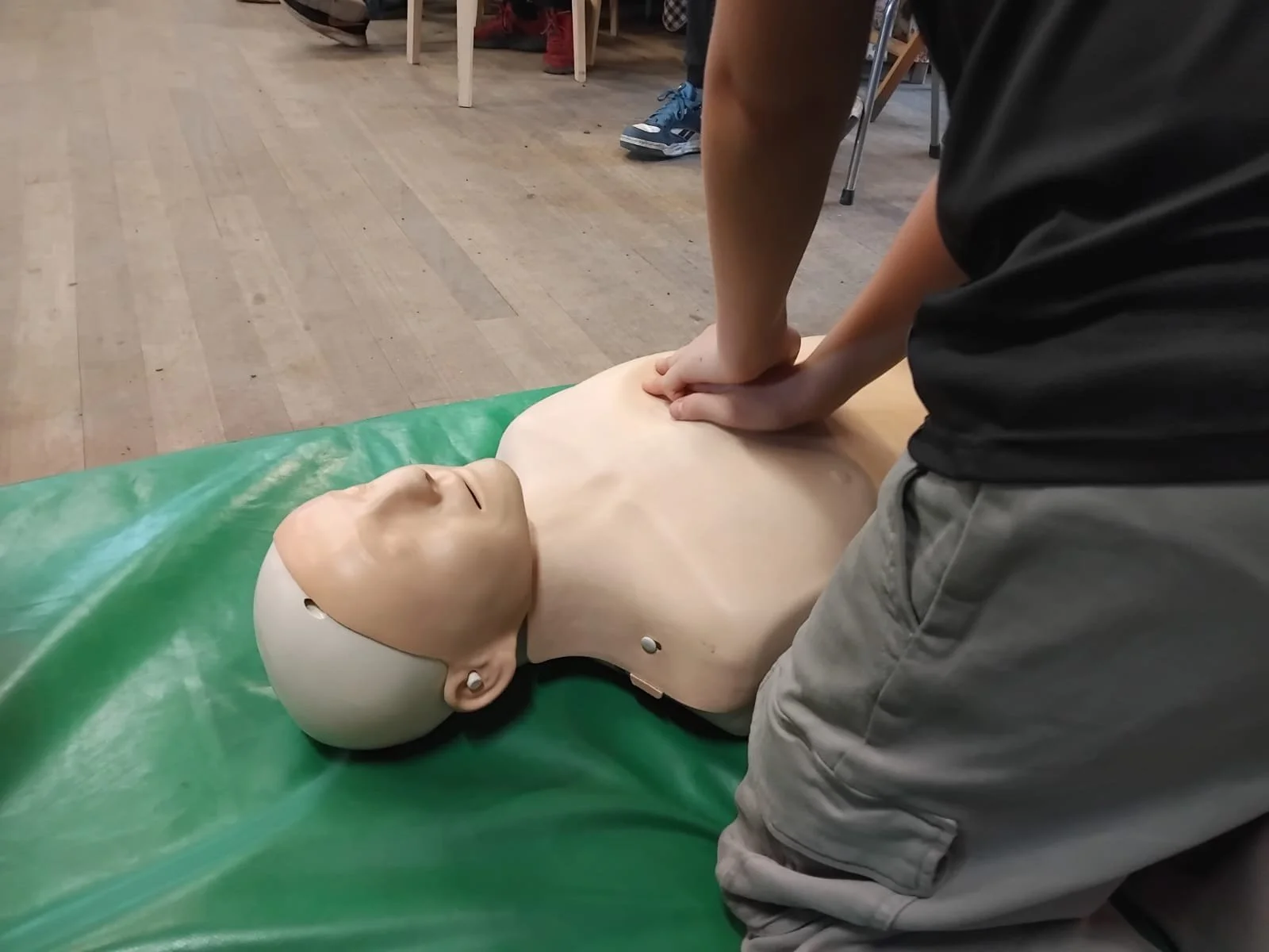 Aprender a cuidar: una jornada de primeros auxilios llena de valor