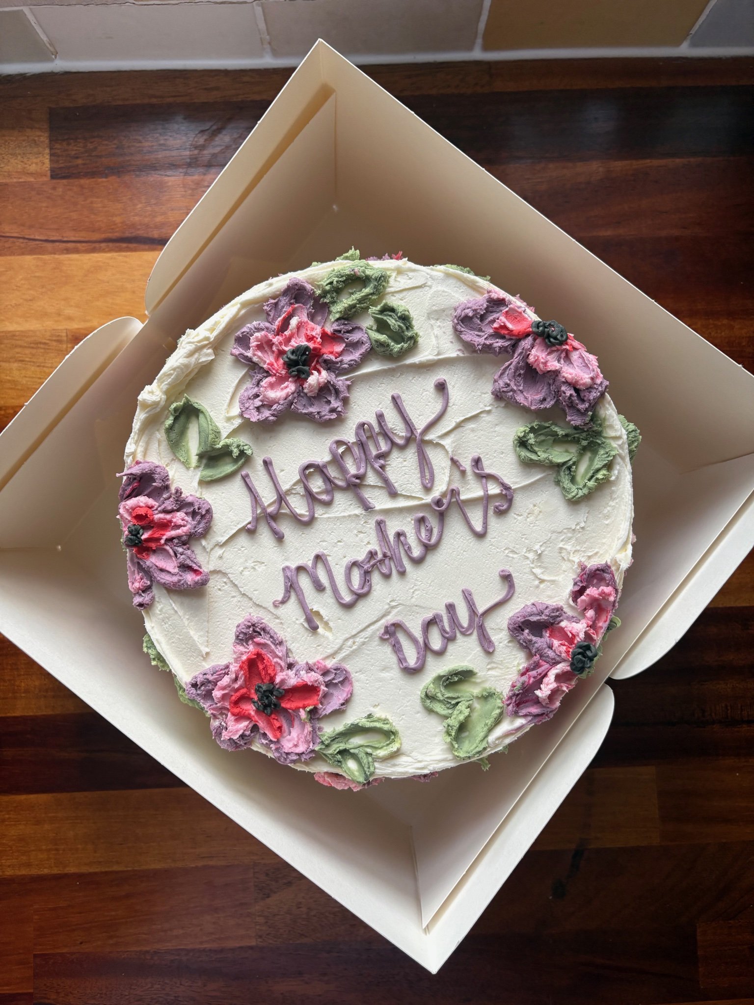 8 Inch Victoria Sponge £65