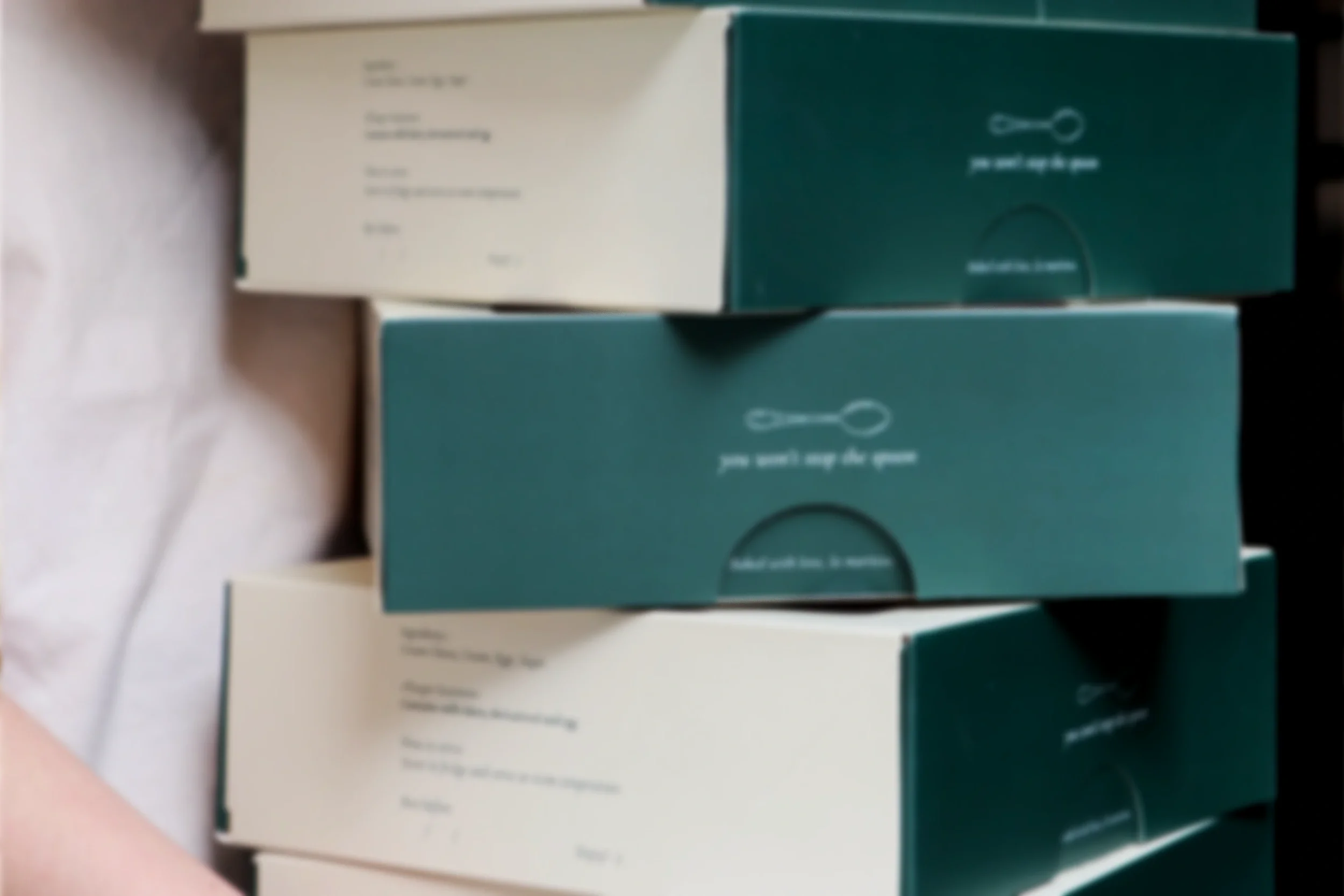 Choose your size — slice, mini, 8″ or 10″. Perfect for gatherings across London.