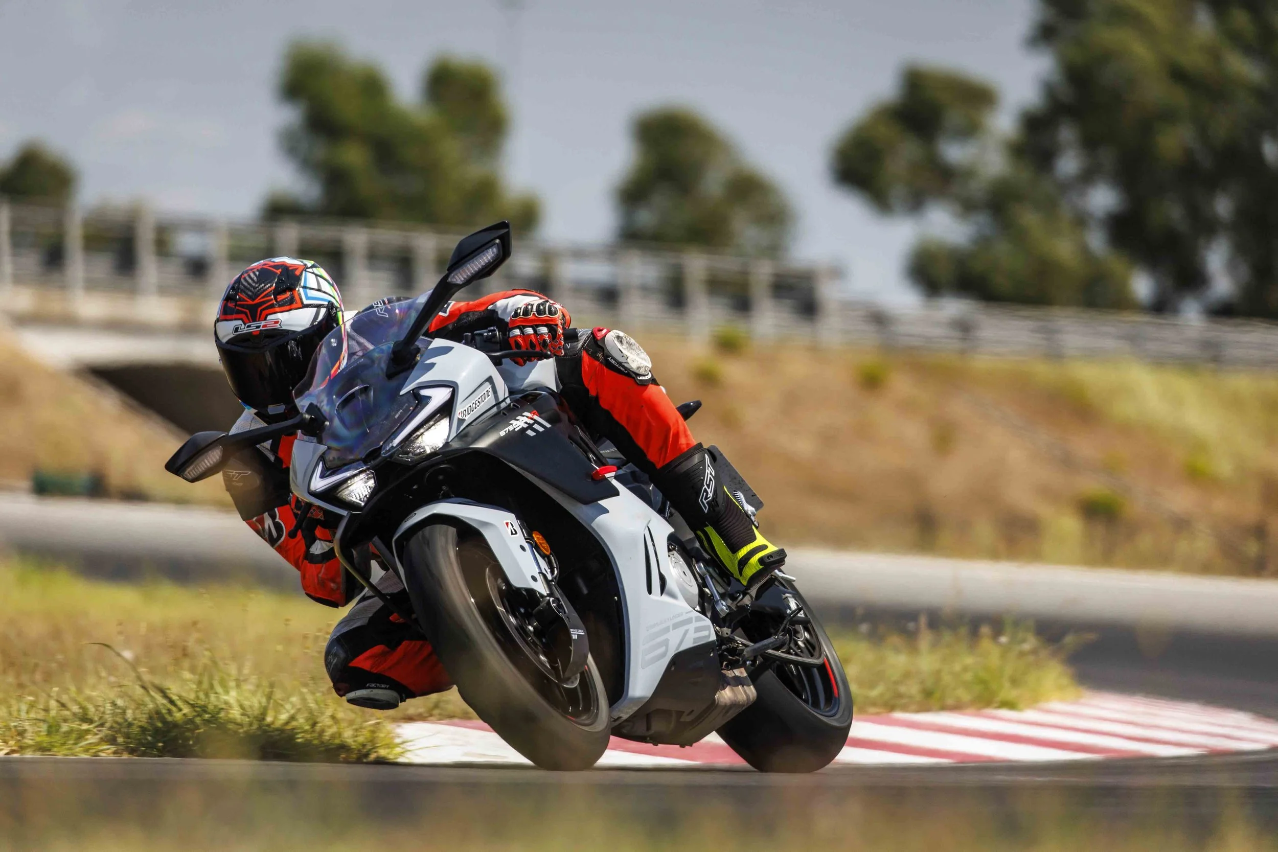 BridgestoneSupersportsTest_2026_web_018.JPG