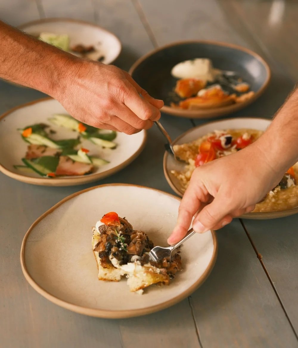 A summer meal at Horse Shoe Farm