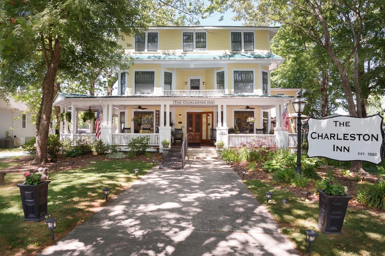 The Charleston Inn