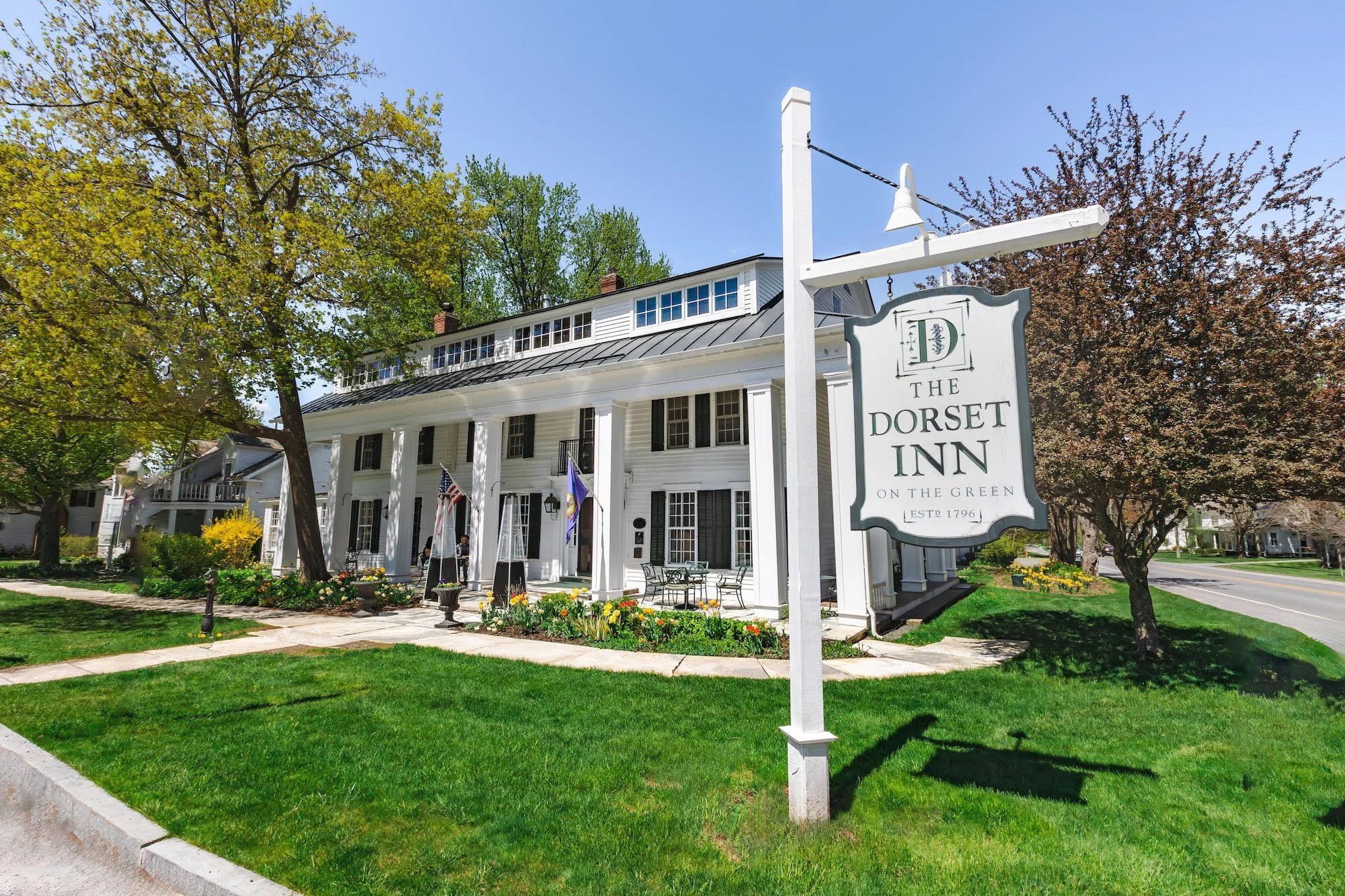 Dorset Inn