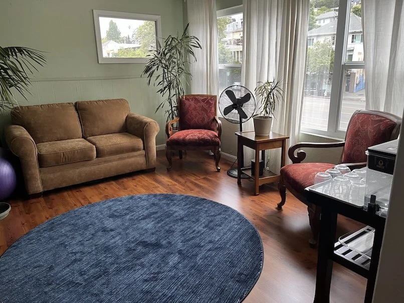 Anywhere Clinic in Oakland, CA. Book with Amy Chang now