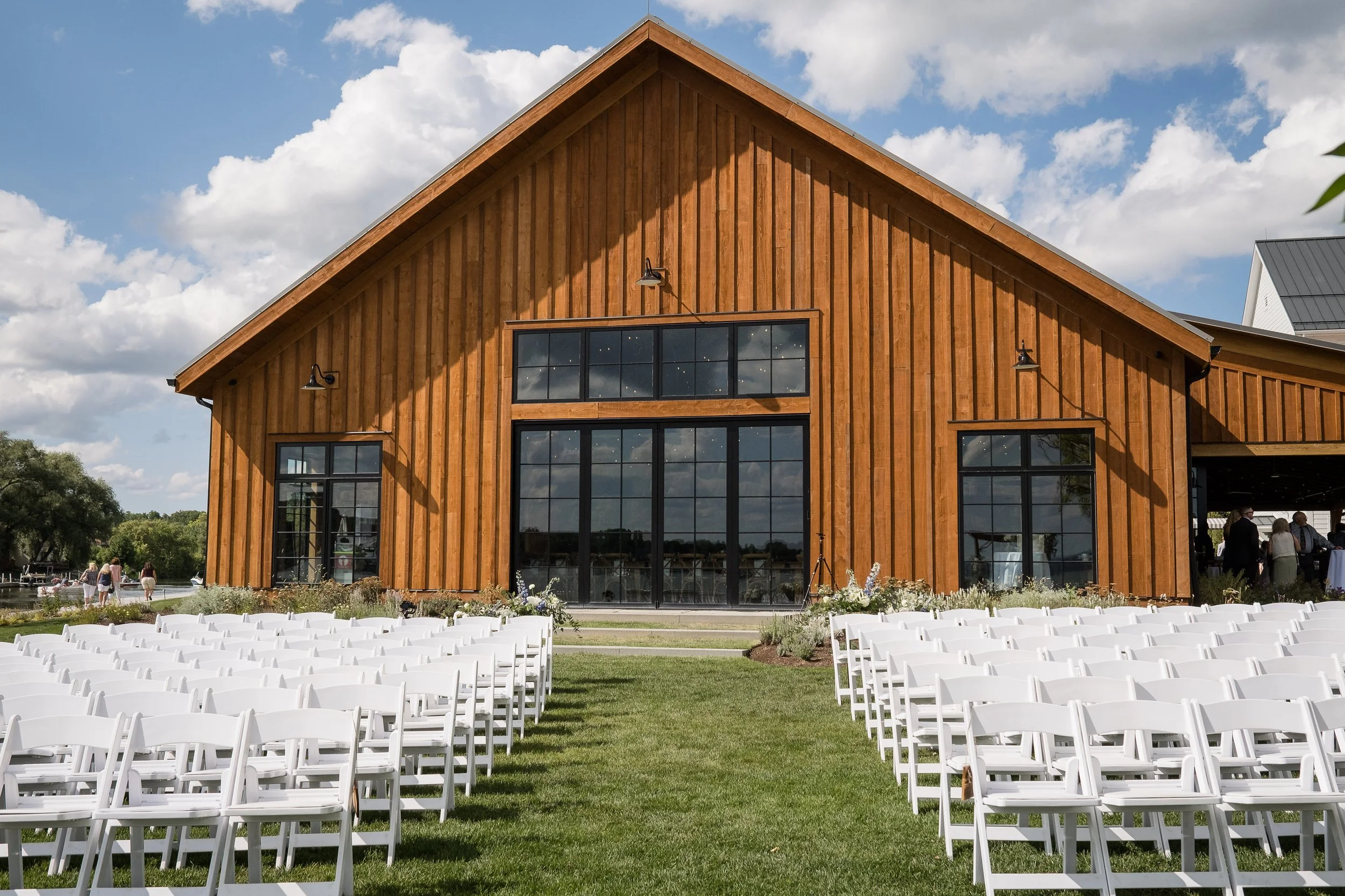 049-Kniley-Photography--The-Lake-House-on-Canandaigua-Wedding-Venue-Picture-8256.jpg