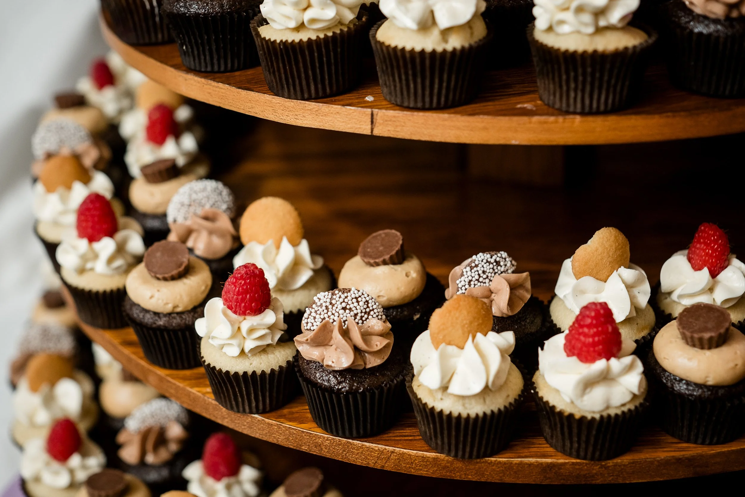 040-Kniley-Photography-Ravenwood-Golf-Club-Wedding-Venue-Picture-2253.jpg