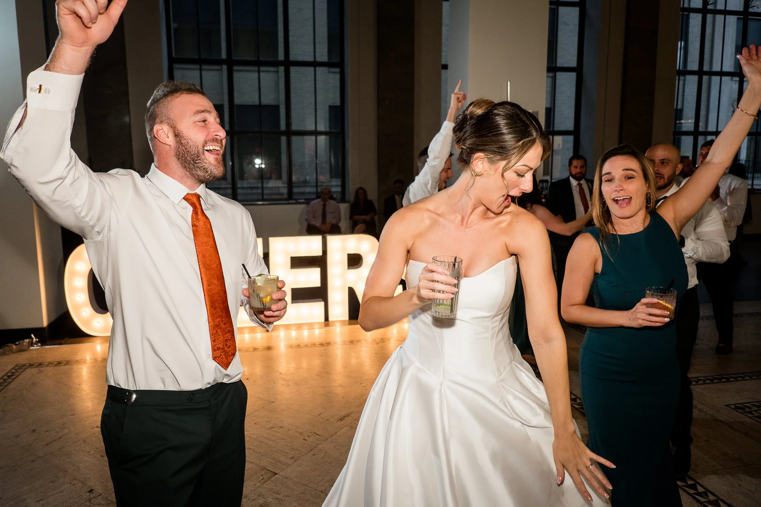 084-Kniley-Photography-Arbor-Midtown-Wedding-Venue-Picture-0762.jpg