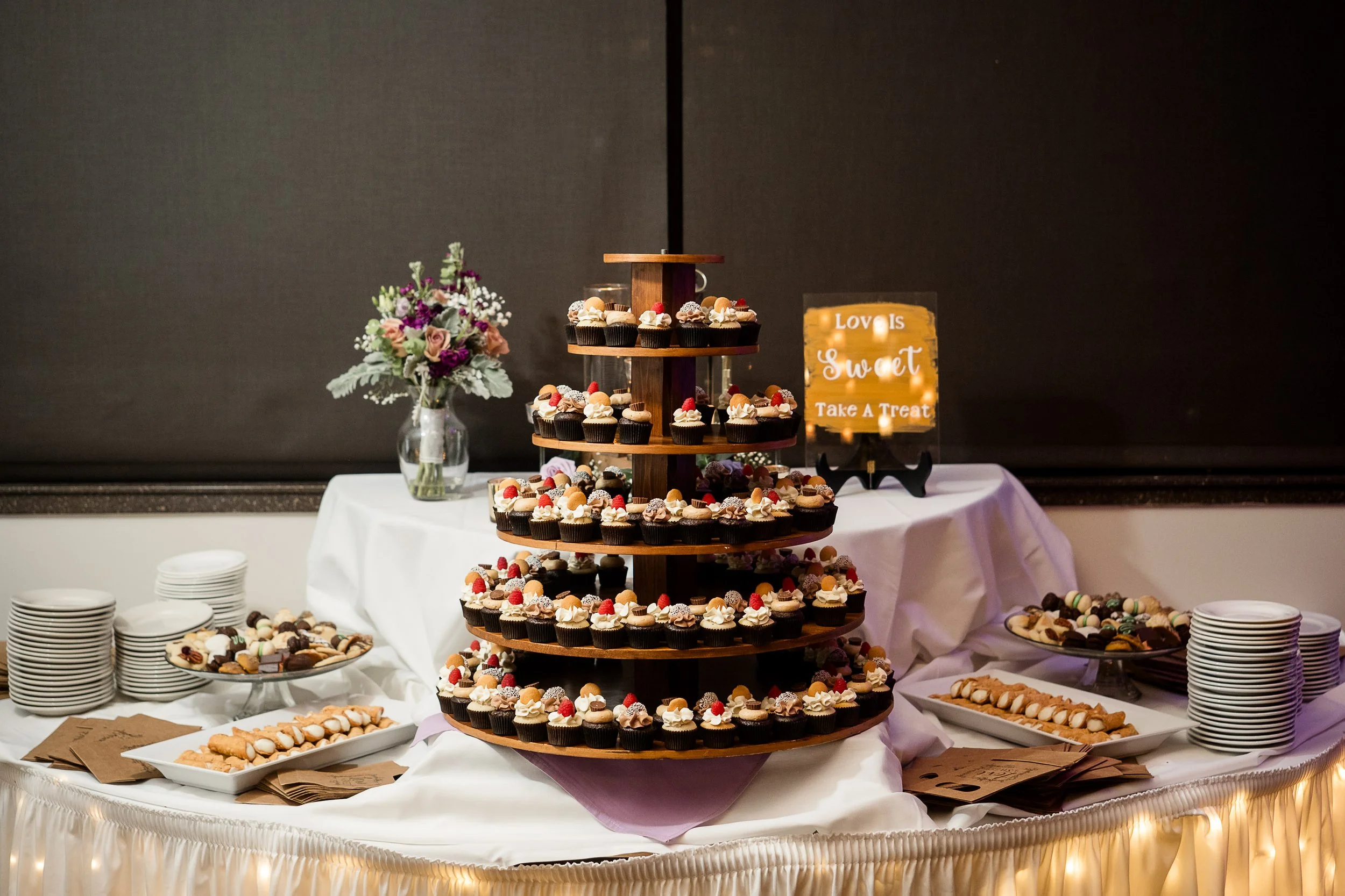 041-Kniley-Photography-Ravenwood-Golf-Club-Wedding-Venue-Picture-2256.jpg