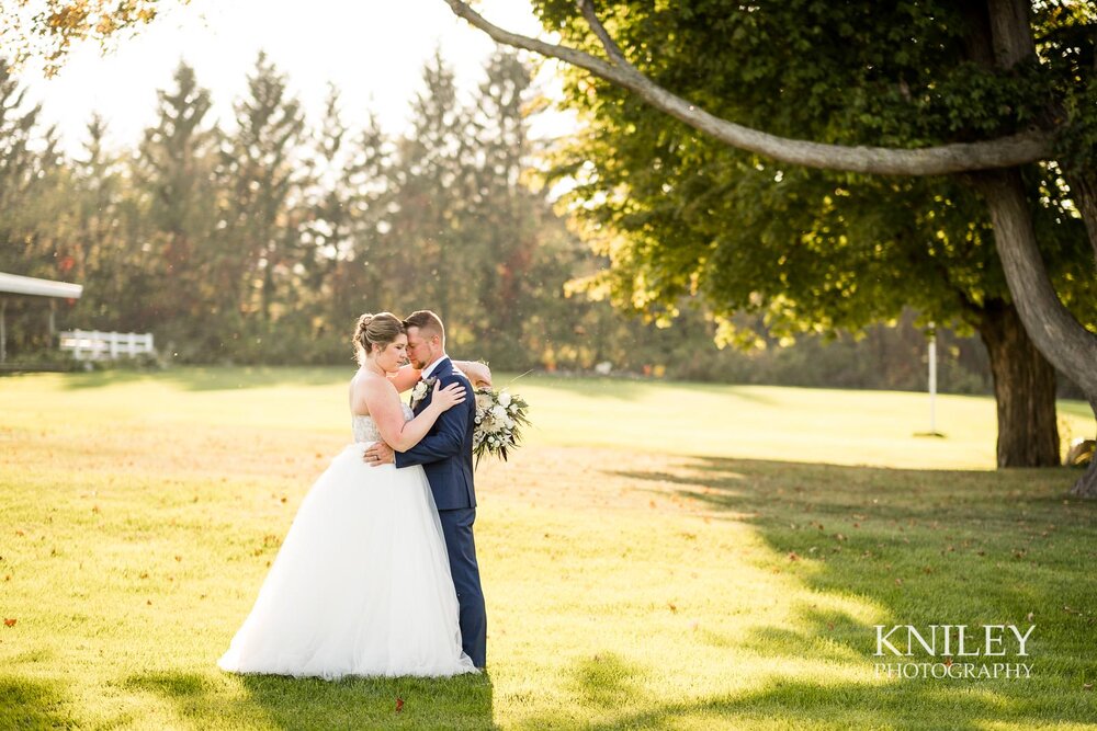 38-Double-M-Schuster-Wedding-Barn-Rochester-NY-Wedding-Photography.jpg