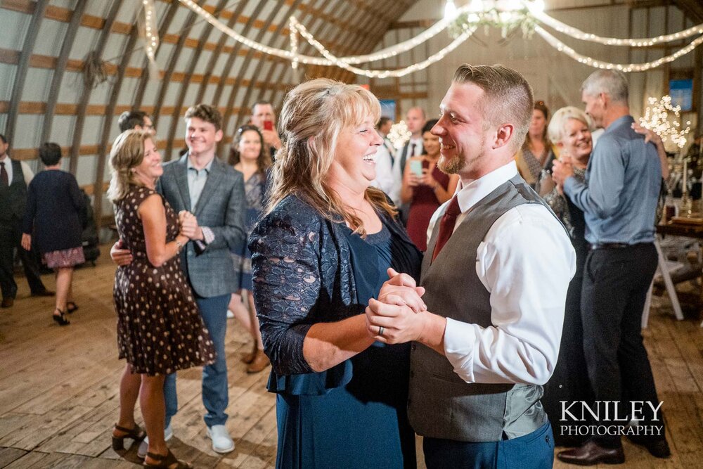 59-Double-M-Schuster-Wedding-Barn-Rochester-NY-Wedding-Photography.jpg