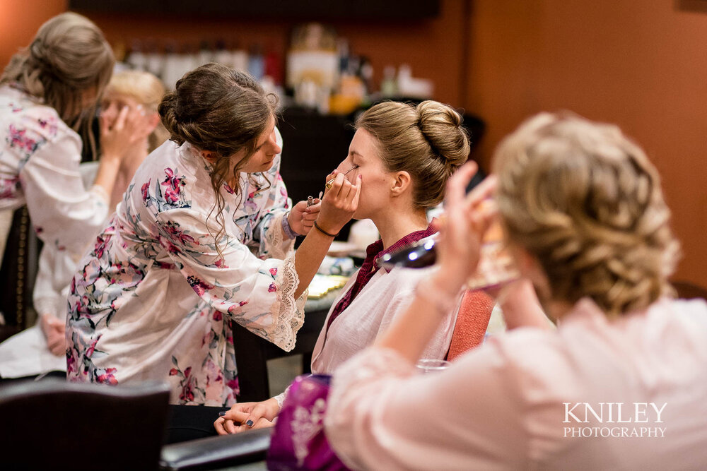 05-Belhurst-Castle-Geneva-NY-Wedding-Photography.jpg