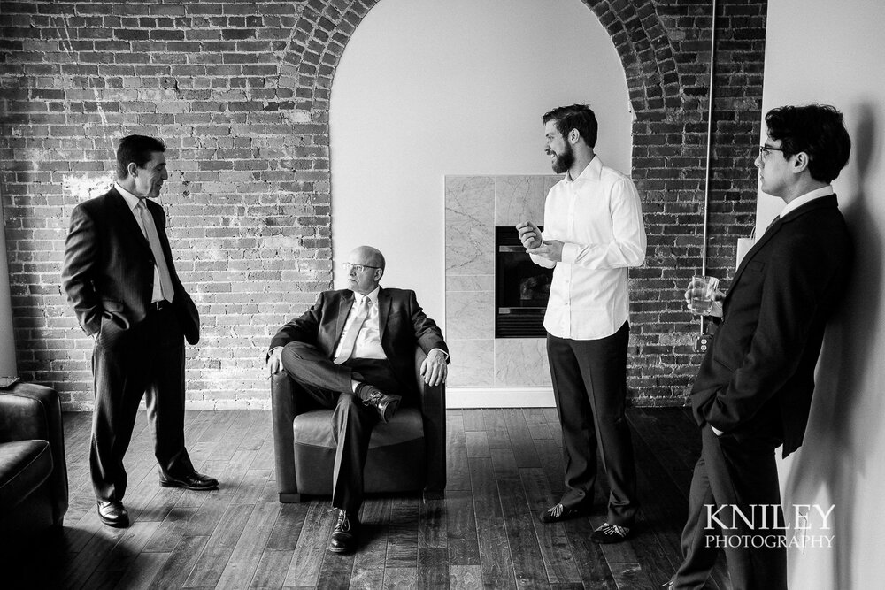 08-Lofts-on-Pearl-Hotel-Buffalo-NY-wedding-getting-ready-photo-Kniley-Photography.jpg