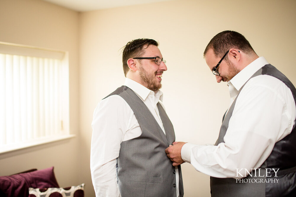 18-Rochester-NY-Wedding-Getting-Ready-Photography.jpg