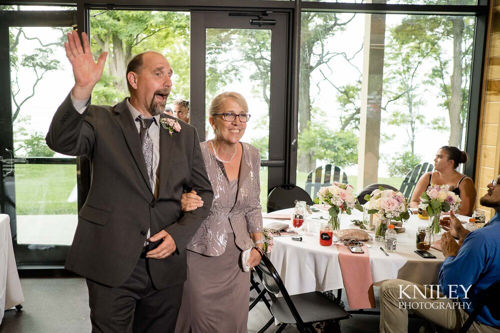 59-Lakefront-Lodge-Webster-NY-Wedding-Photography.jpg