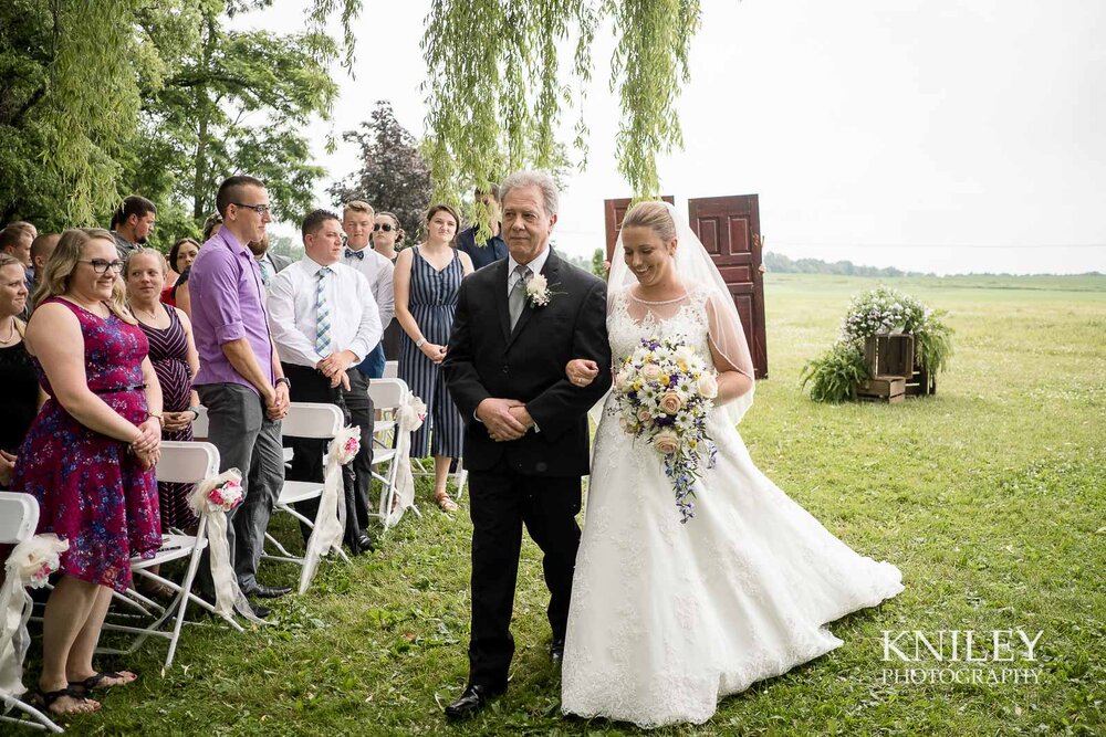 20-Jerris-Wadsworth-Wedding-Barn-Rochester-NY-Wedding-Photography.jpg