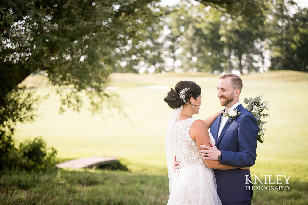 40-Ravenwood-Golf-Club-Rochester-NY-Wedding-Photography.jpg