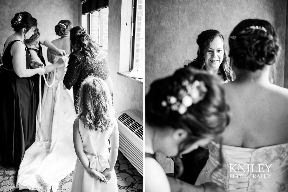 10-Bridal-Party-Getting-Ready-Rochester-NY-Wedding-Photography.jpg