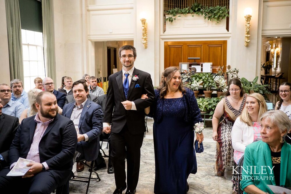 24 - George-Eastman-Museum-Conservatory-Rochester-NY-Wedding-Photography.jpg