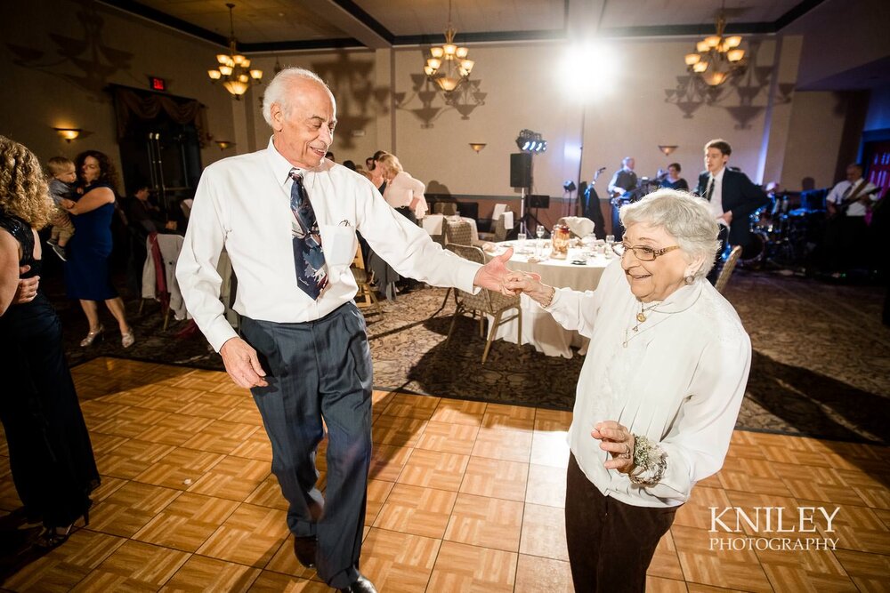 82-Belhurst-Castle-Finger-Lakes-Geneva-NY-Wedding-Photography.jpg