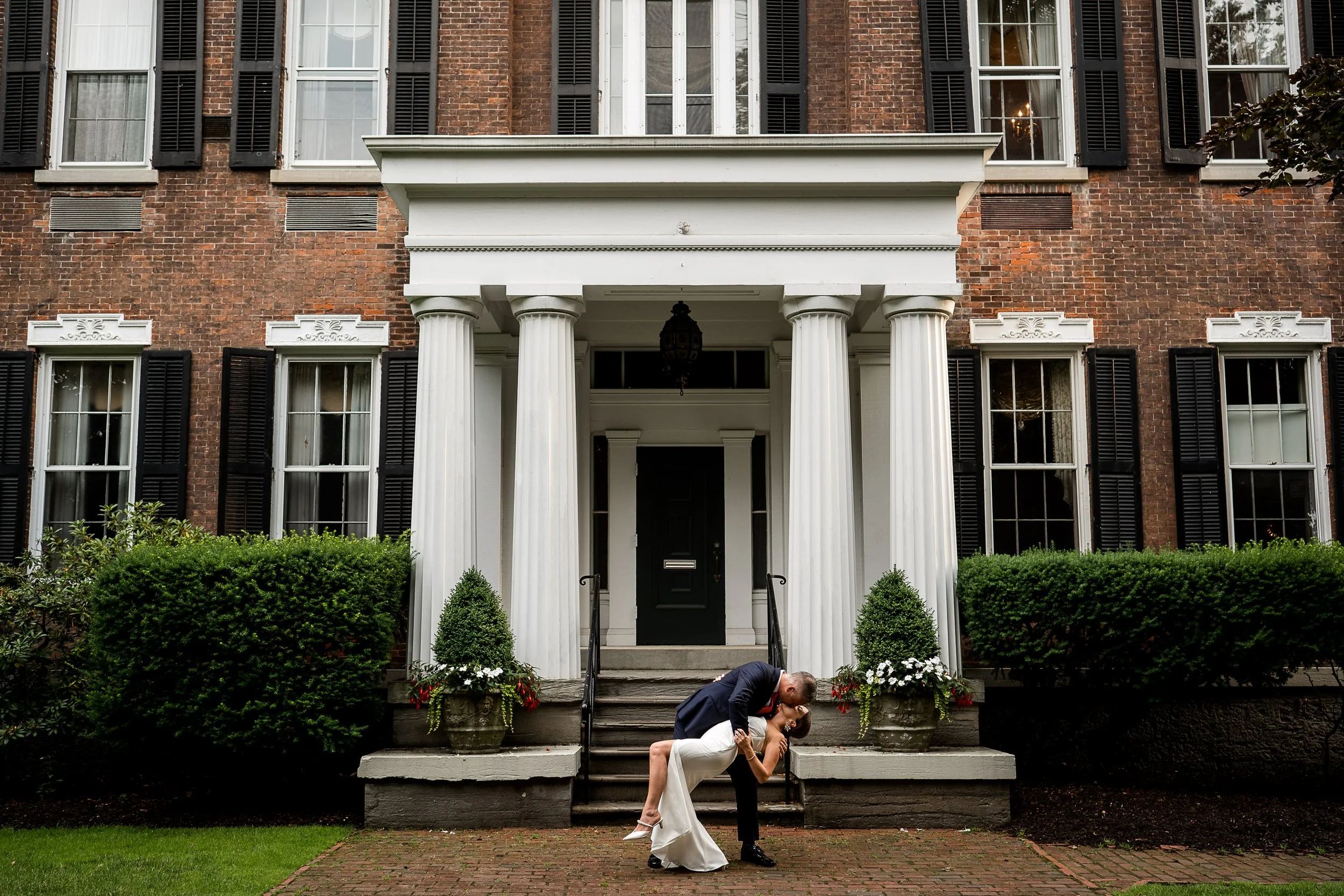 041-Kniley-Photography-Genesee-Valley-Club-Wedding-Venue-Picture-9894.jpg