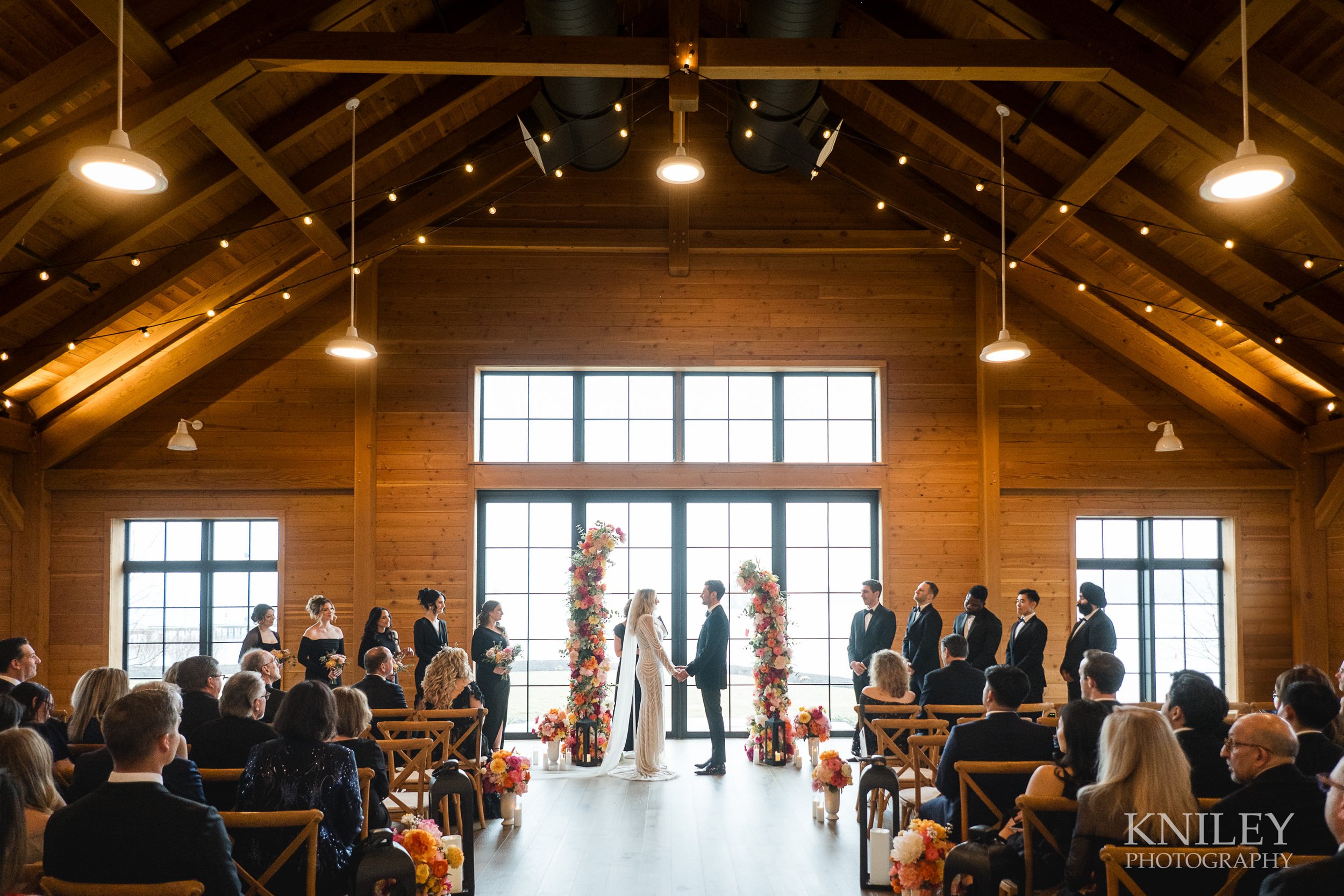 144-Kniley-Photography--The-Lake-House-on-Canandaigua-Wedding-Venue-Picture-0946.jpg