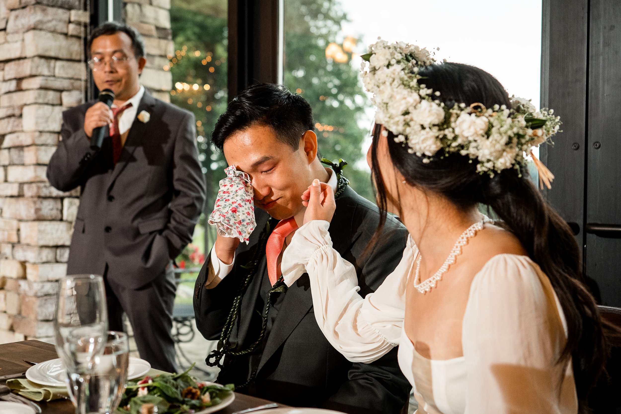 030-Kniley-Photography-Ravenwood-Golf-Club-Wedding-Venue-Picture-0154.jpg