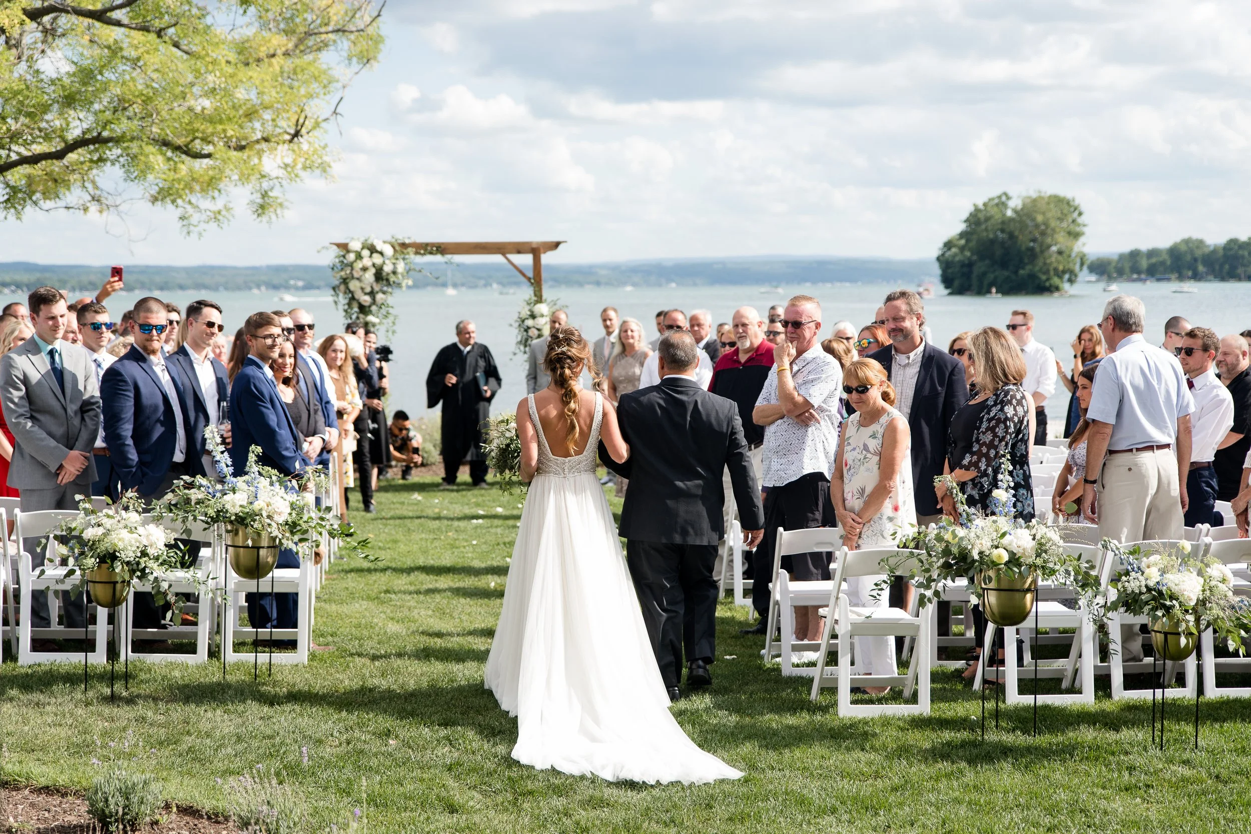 055-Kniley-Photography--The-Lake-House-on-Canandaigua-Wedding-Venue-Picture-0339.jpg