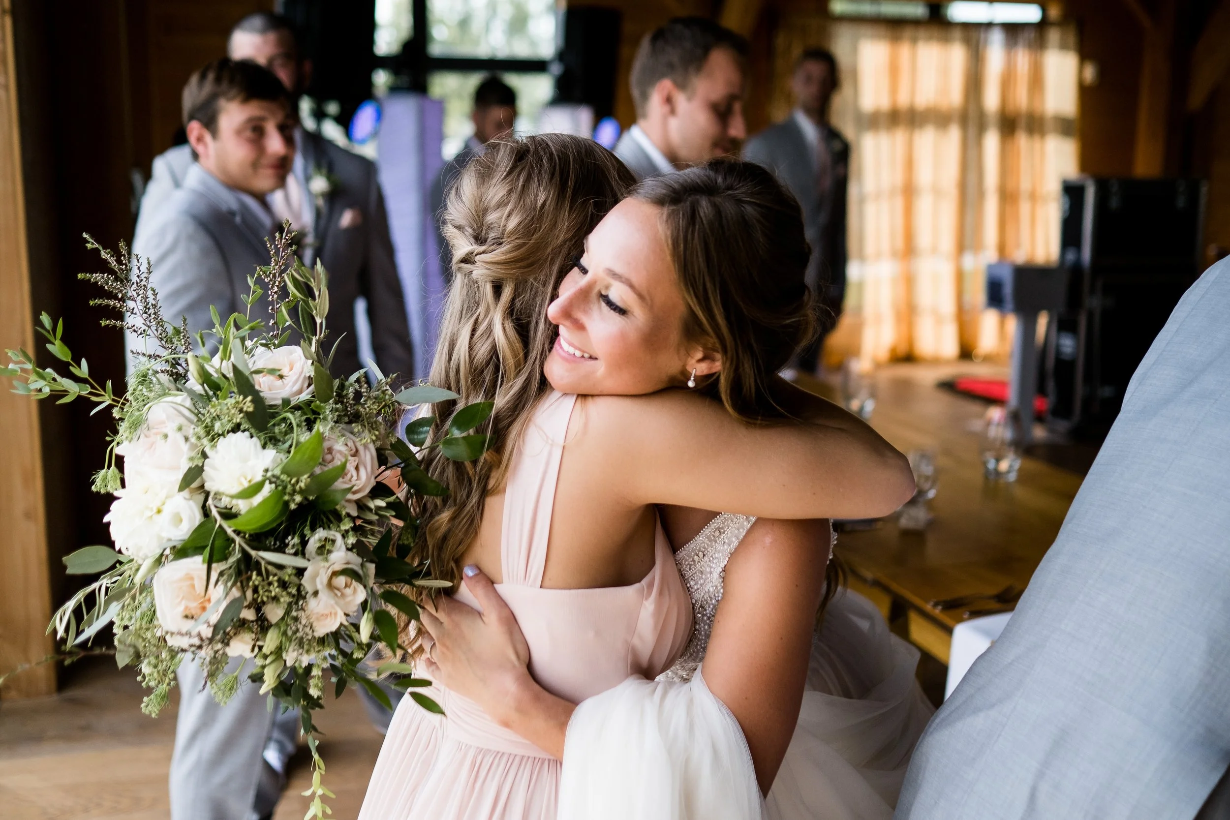 064-Kniley-Photography--The-Lake-House-on-Canandaigua-Wedding-Venue-Picture-0376.jpg