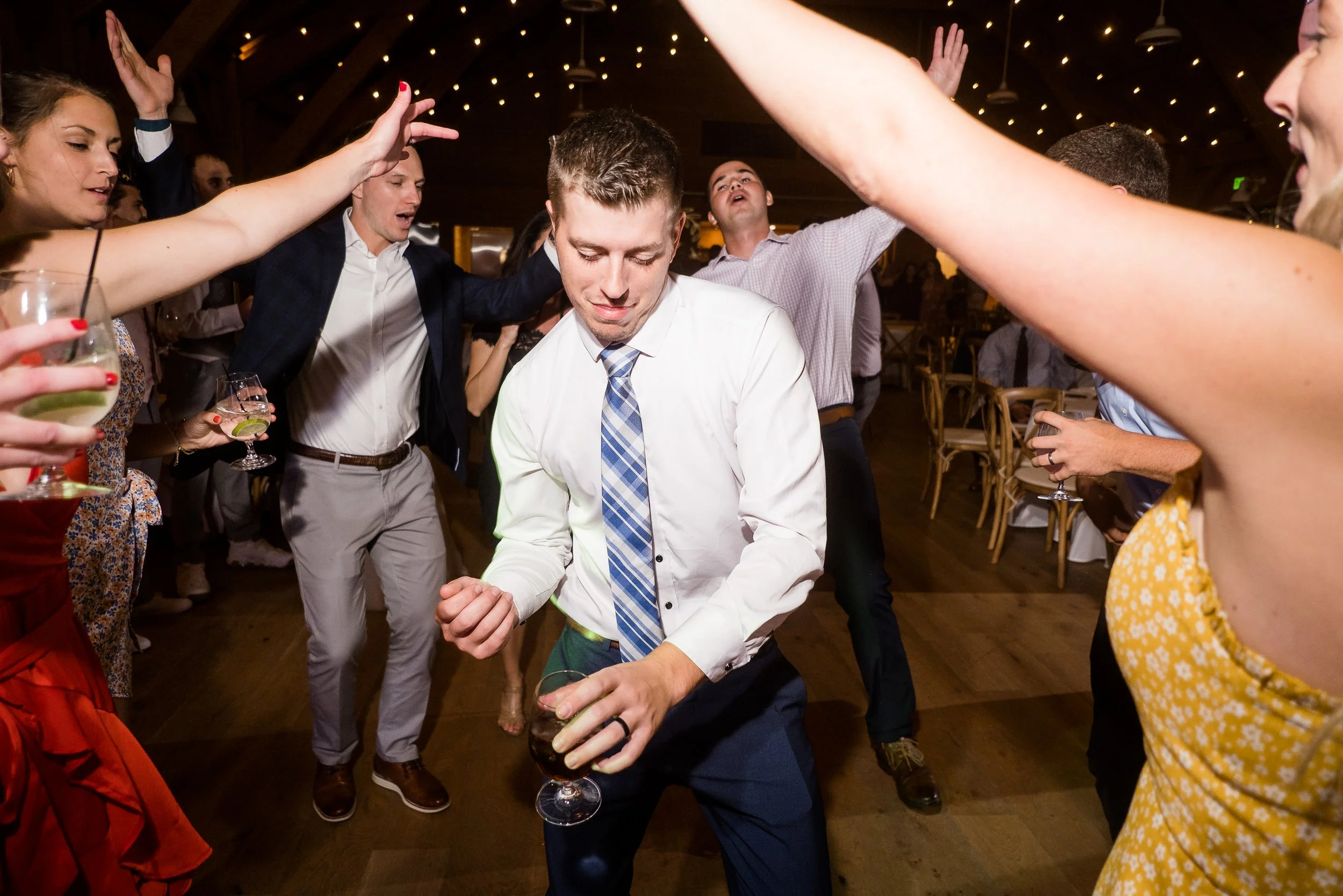 112-Kniley-Photography--The-Lake-House-on-Canandaigua-Wedding-Venue-Picture-1595.jpg