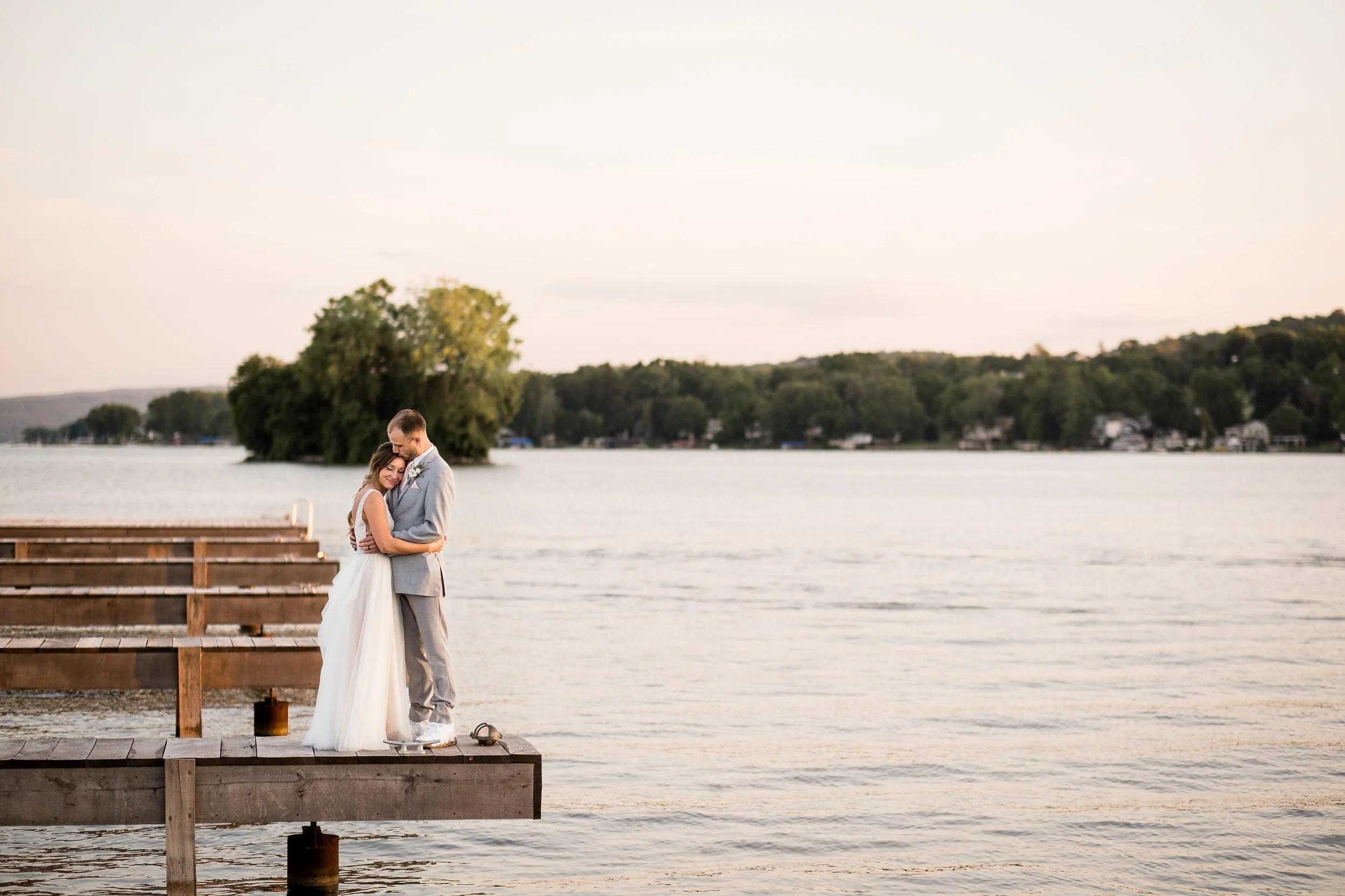 091-Kniley-Photography--The-Lake-House-on-Canandaigua-Wedding-Venue-Picture-8757.jpg