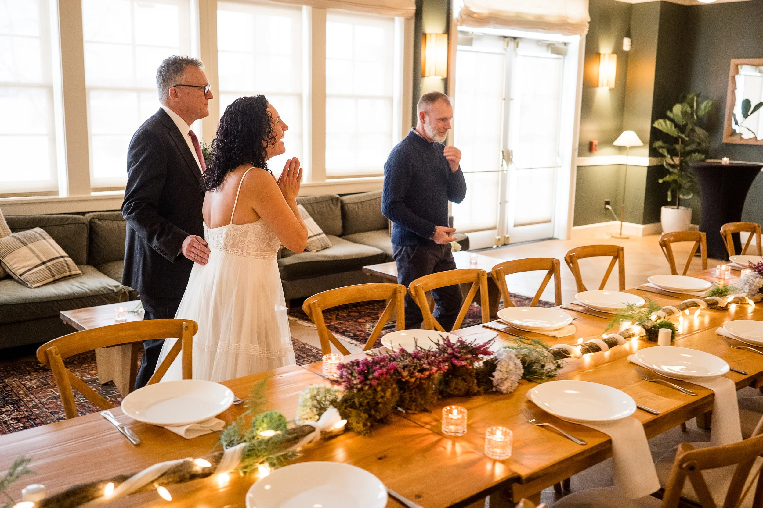 024-Kniley-Photography--The-Lake-House-on-Canandaigua-Wedding-Venue-Picture-3624.jpg