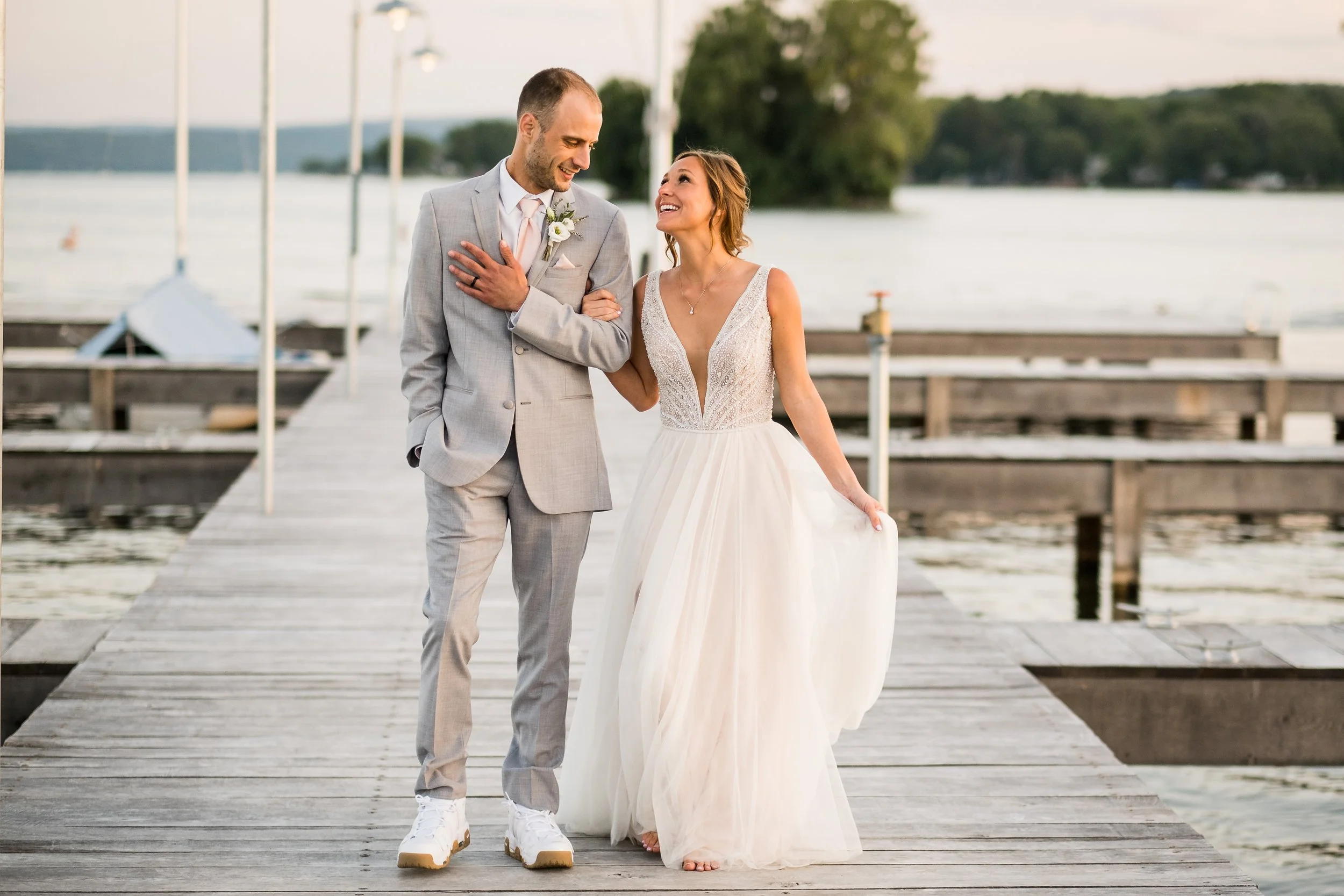 095-Kniley-Photography--The-Lake-House-on-Canandaigua-Wedding-Venue-Picture-8947.jpg