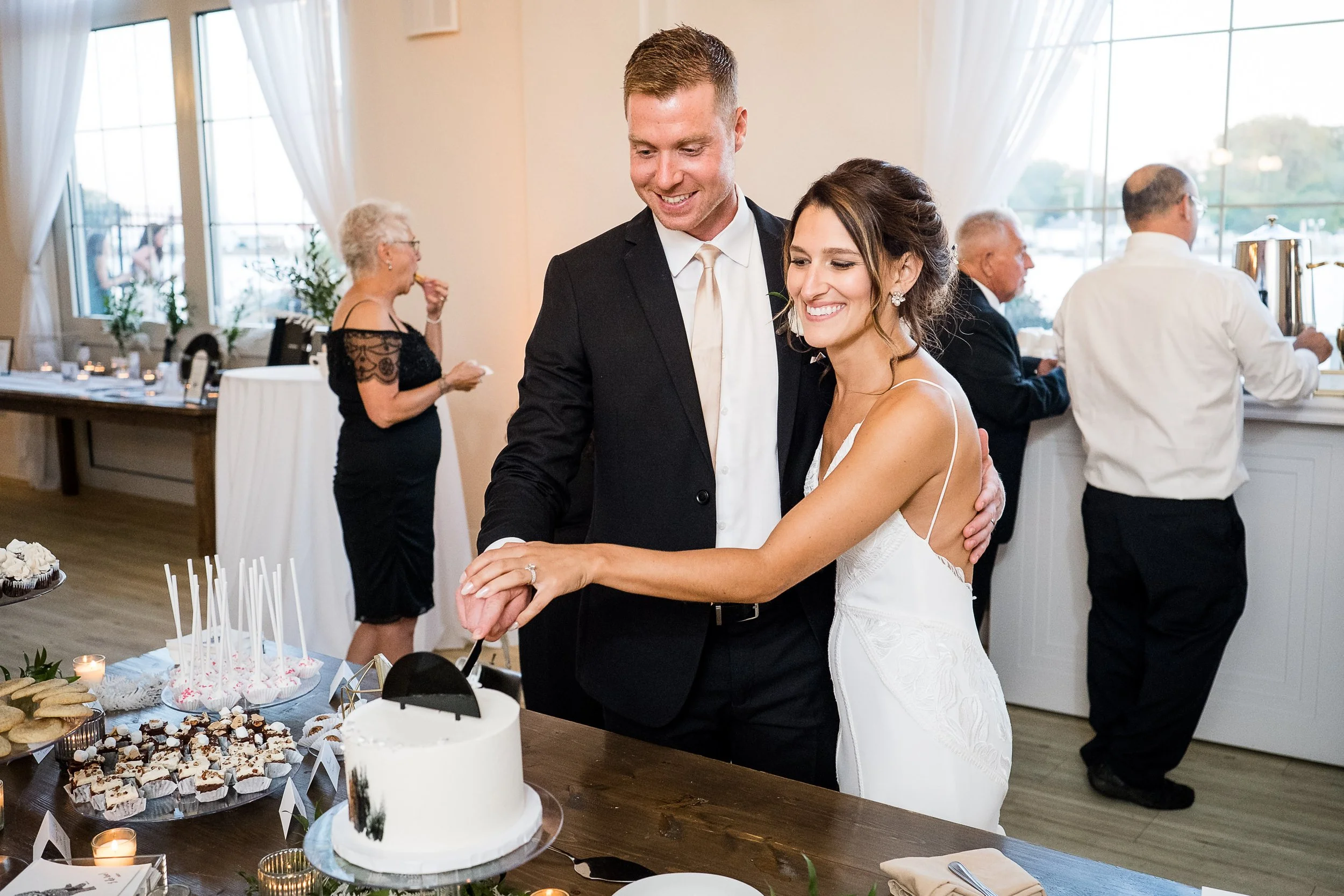 046-Kniley-Photography-Arbor-at-the-Port-Wedding-Venue-Picture-0833.jpg