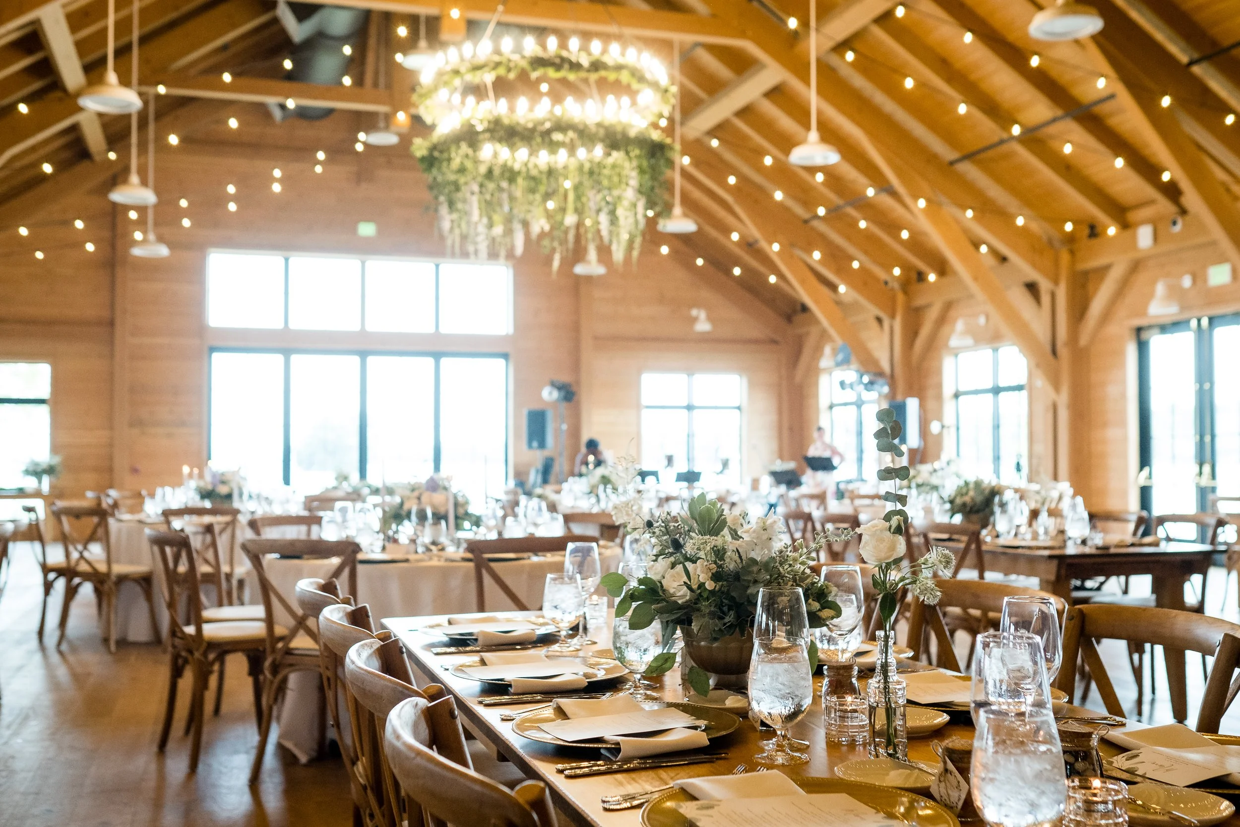 024-Kniley-Photography--The-Lake-House-on-Canandaigua-Wedding-Venue-Picture-5587.jpg