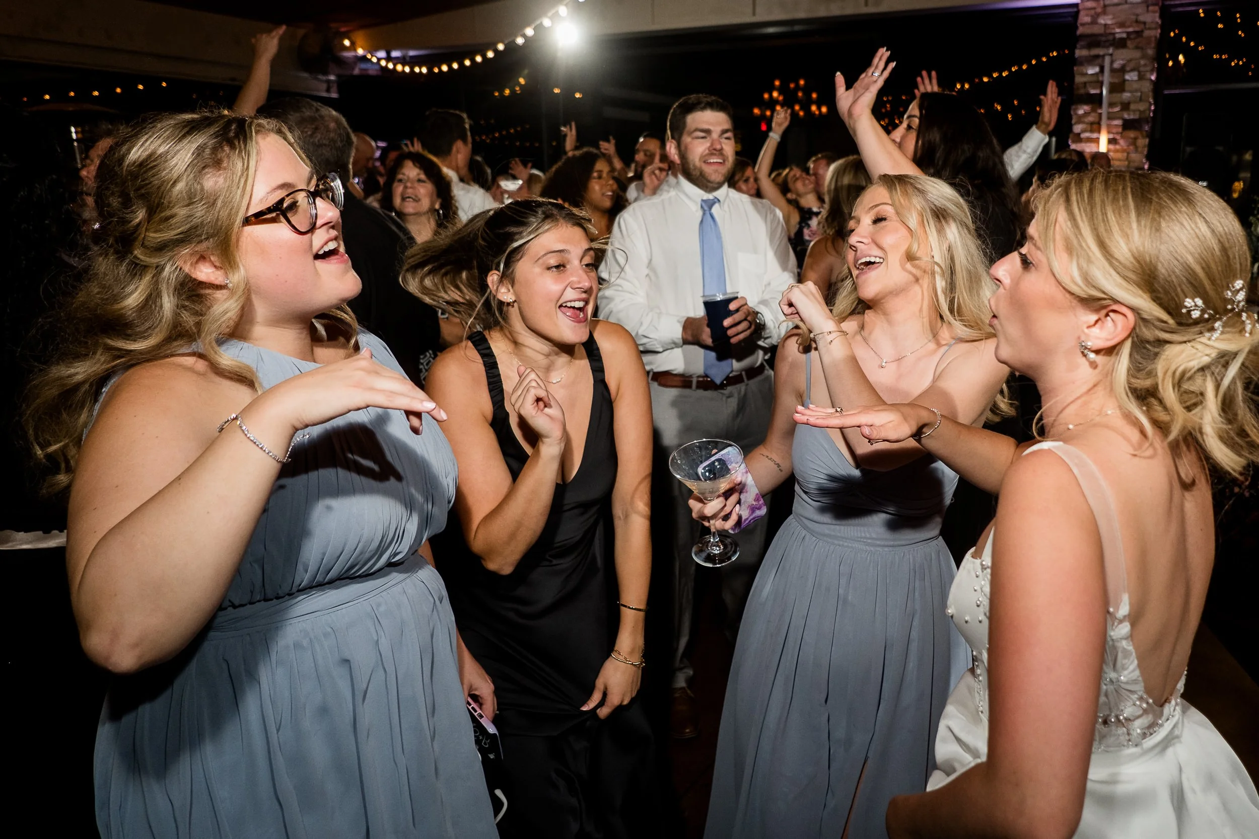 052-Kniley-Photography-Ravenwood-Golf-Club-Wedding-Venue-Picture-3066.jpg
