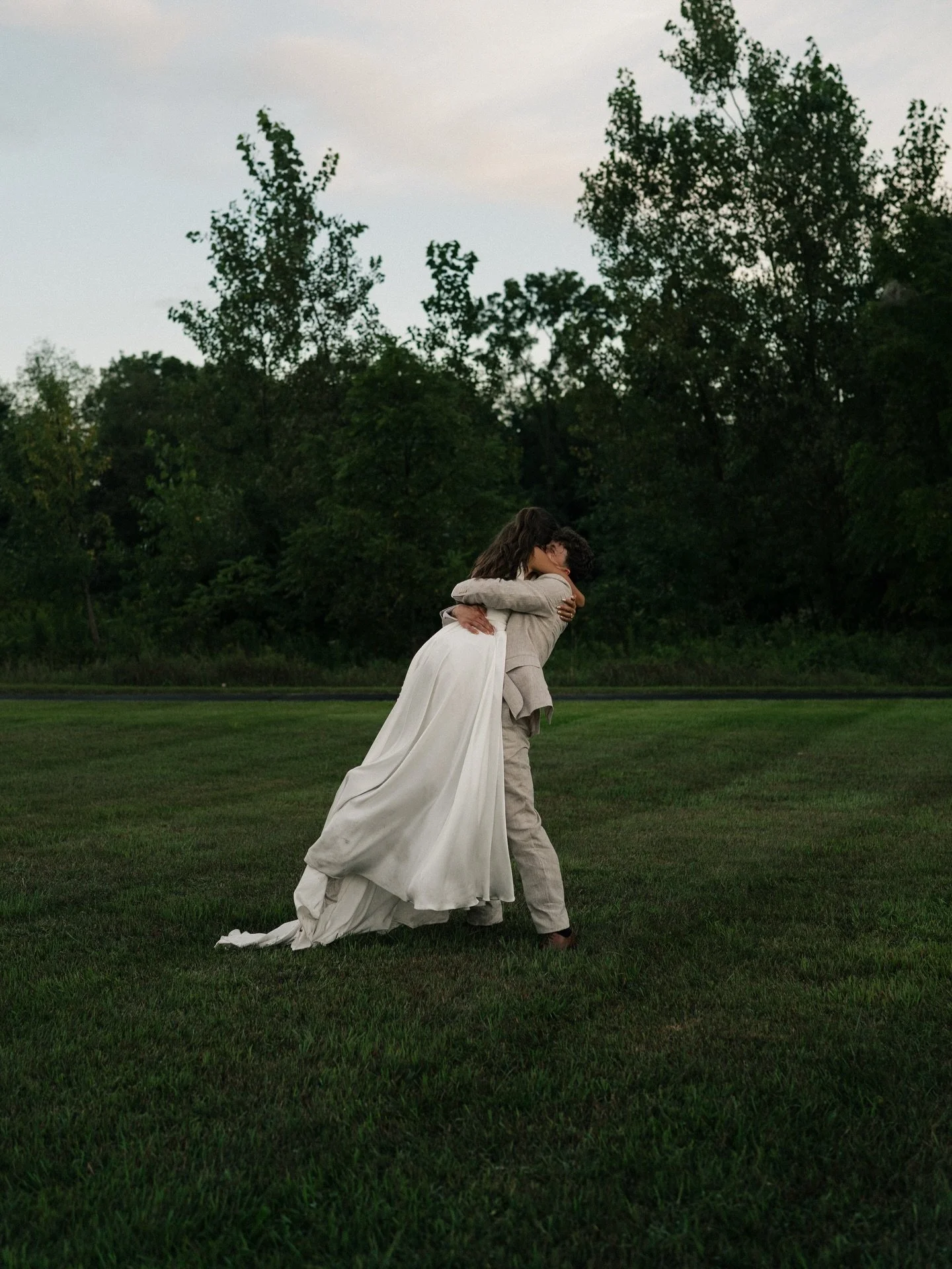 🍋💛

Second for @kariclairephotography 

Saint Louis wedding photographer, luxury wedding photography in Missouri, fine art bride, editorial bridal portraits, STL wedding photographer, Saint Louis engagement and wedding photography, emotional weddin