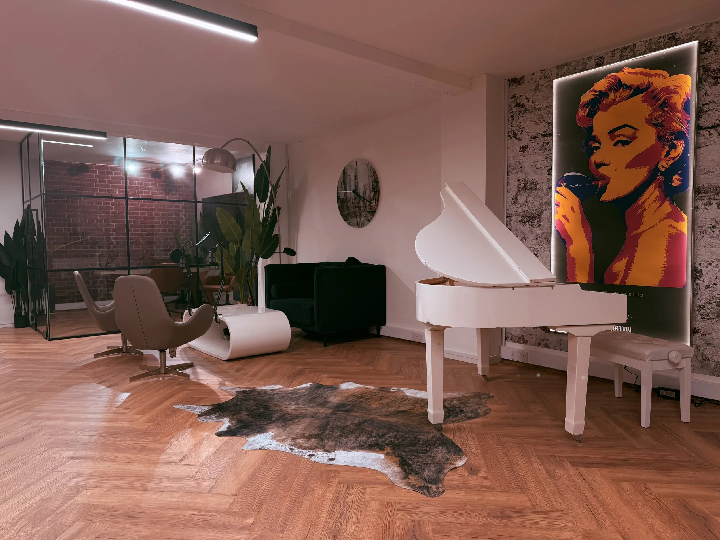 USR OFFICE WOLVERHAMPTON