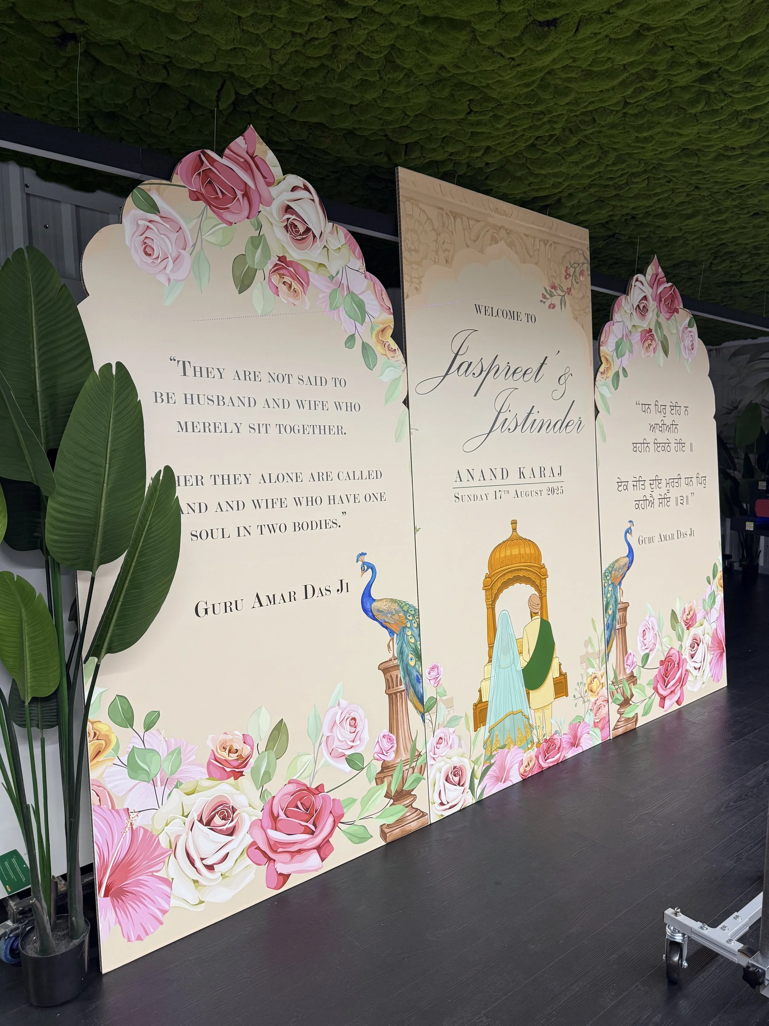 SHAPED WELCOME SIGNS PRINTED AND CUT