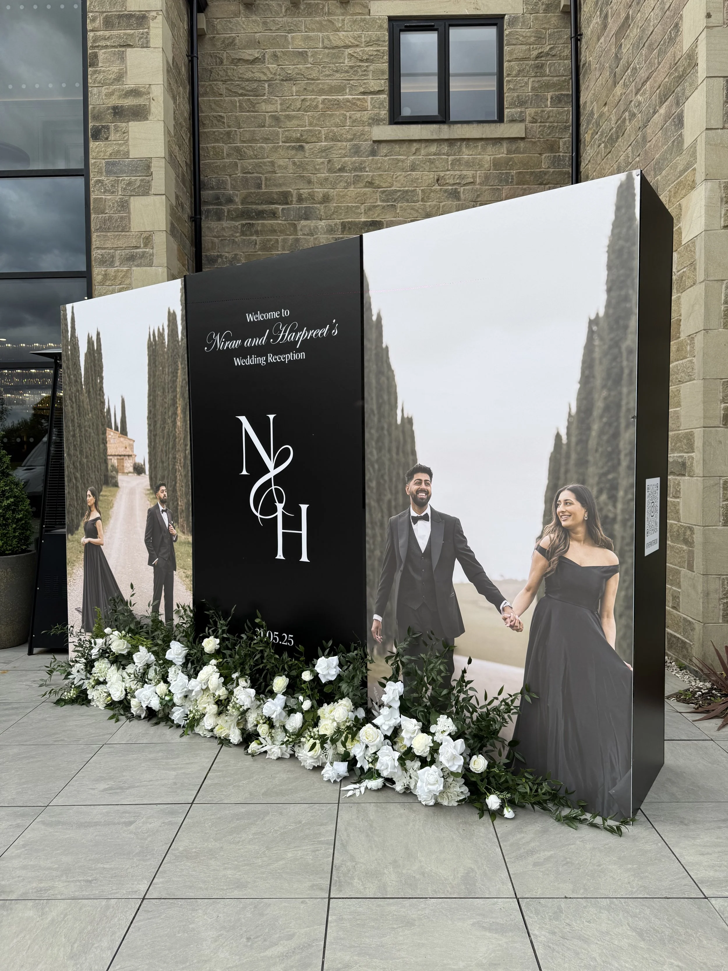 WELCOME SIGNS LIFE SIZE PRINTED