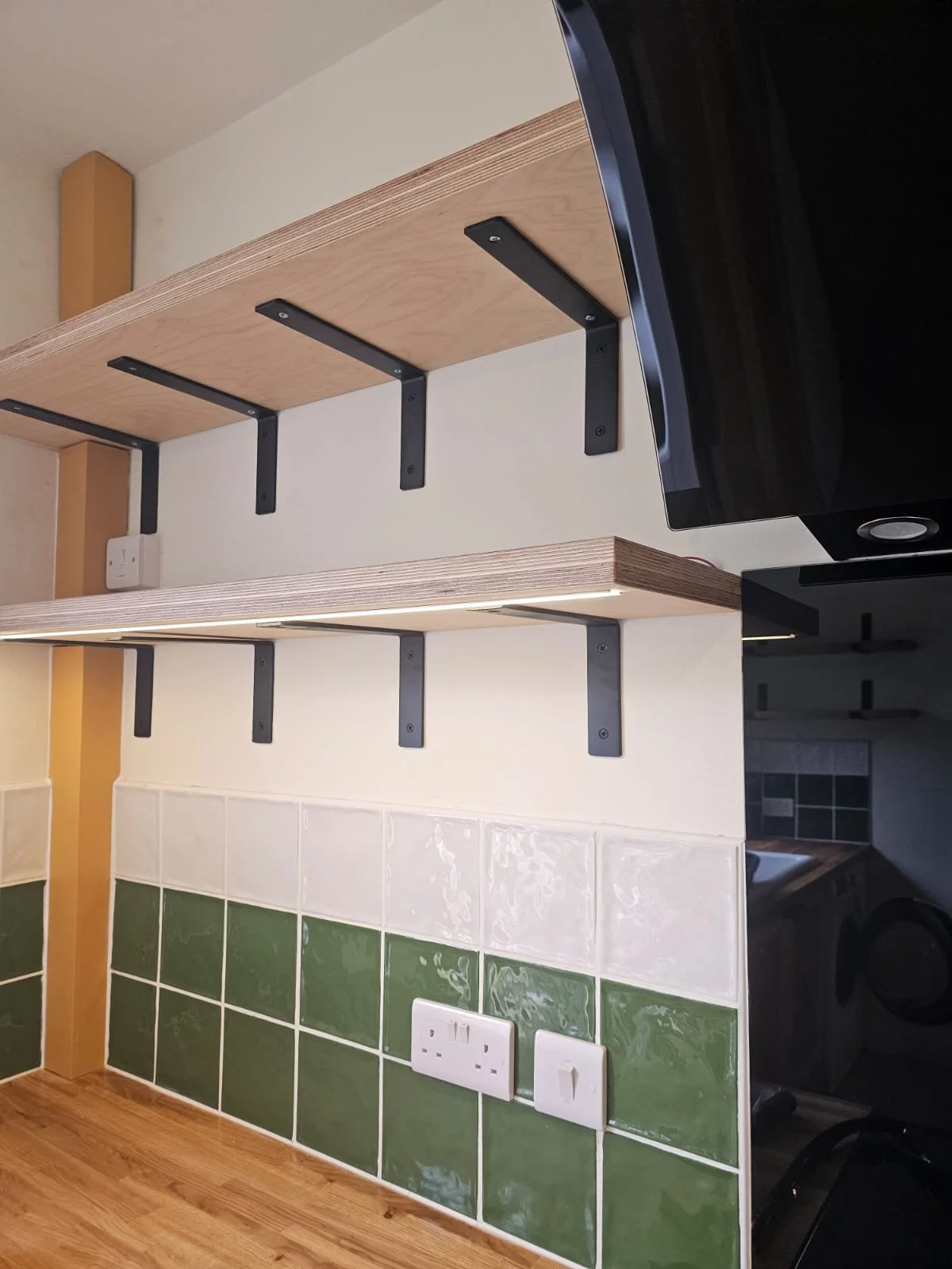 custom carpentry, bespoke carpentry, joinery, kitchen, cabinets, storage