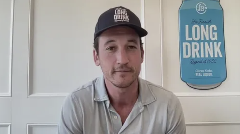  
Watch The Finnish Long Drink with Miles Teller & Evan Burns
 
 
bloomberg.com