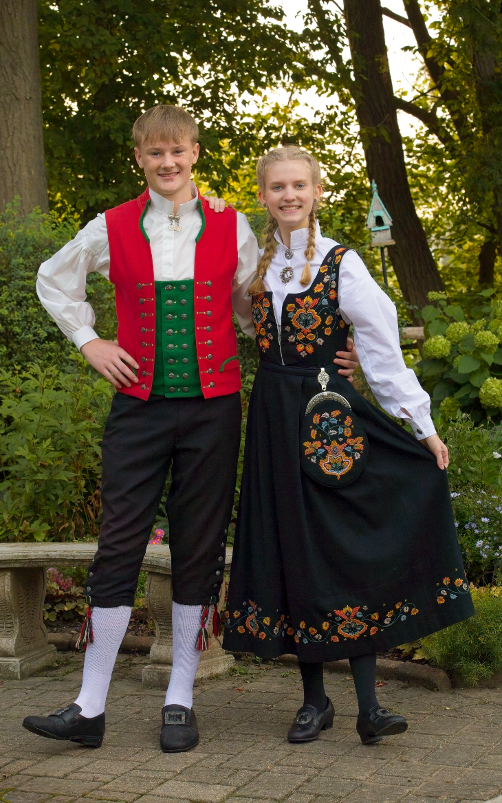 Jens and Kira 
 Kira's bunad represents the Valdres District 
