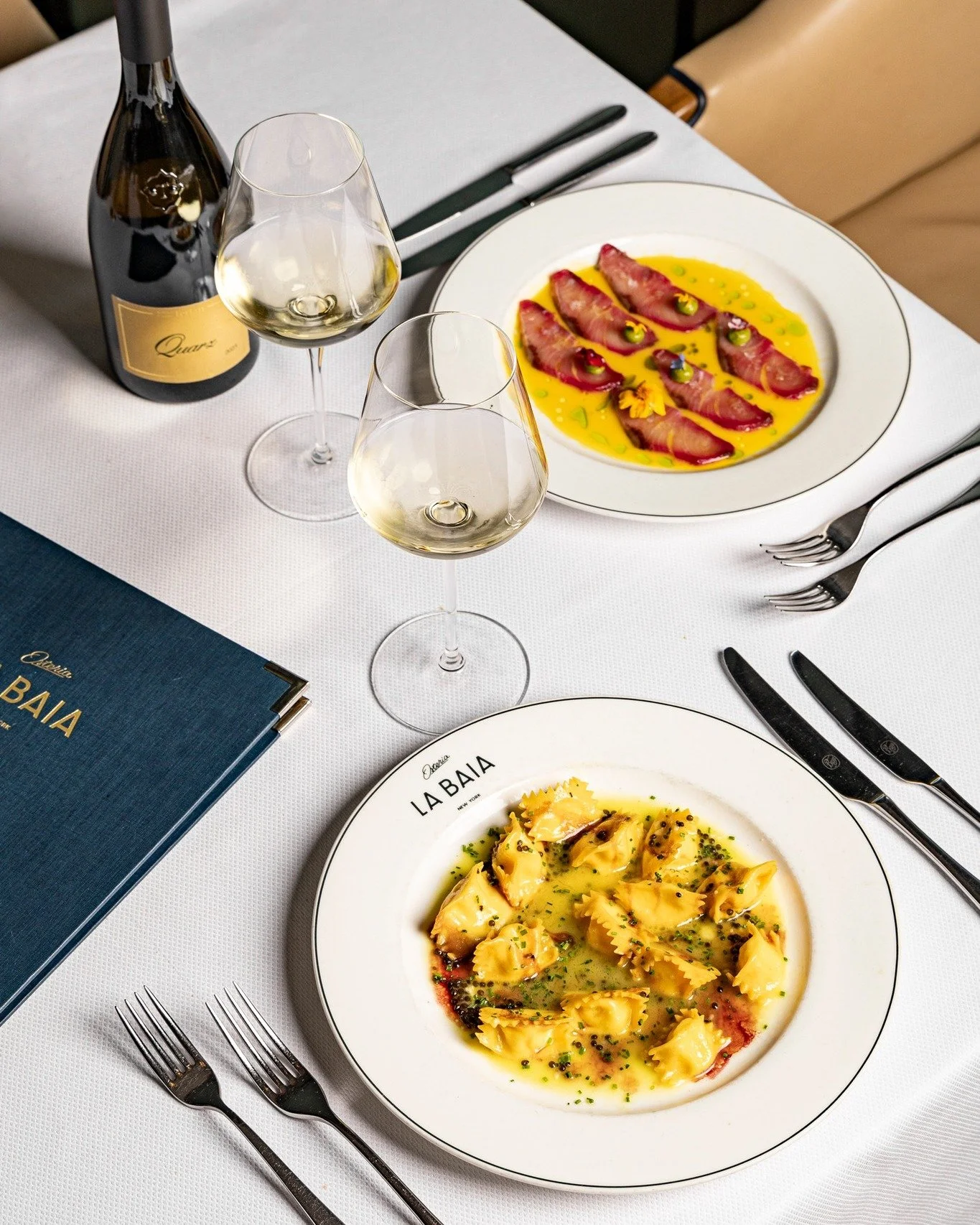 Bright plates, chilled wine, and nowhere to rush.