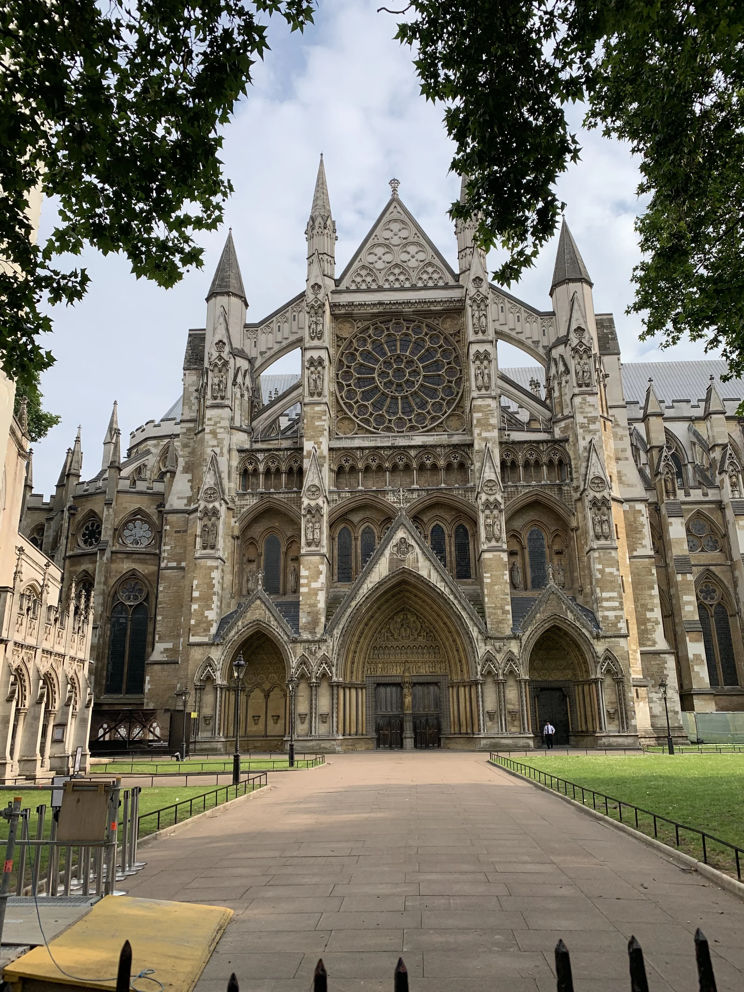 Girls’ week in London