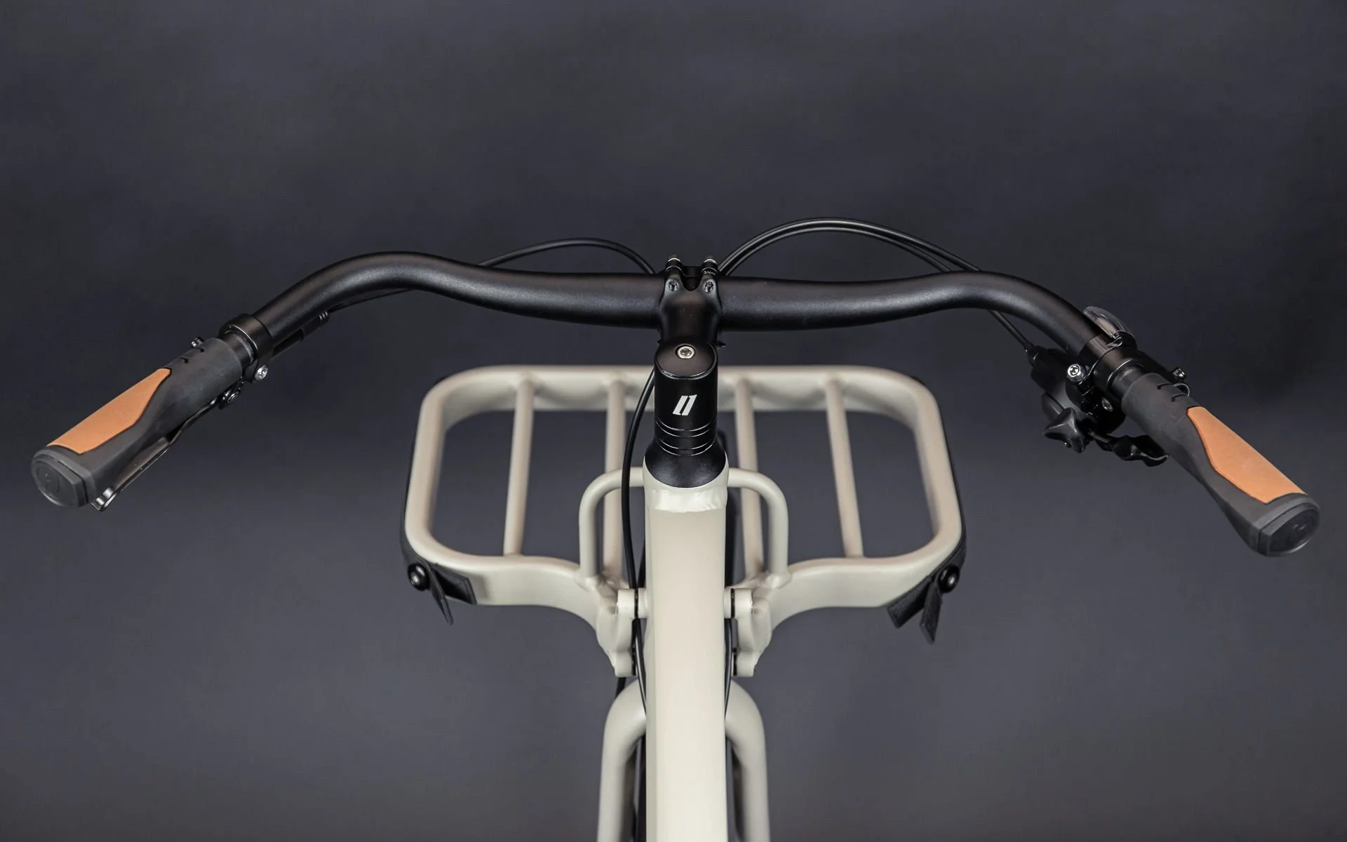 Gustav_mainfeature_handlebar_b6479b3a77.jpg